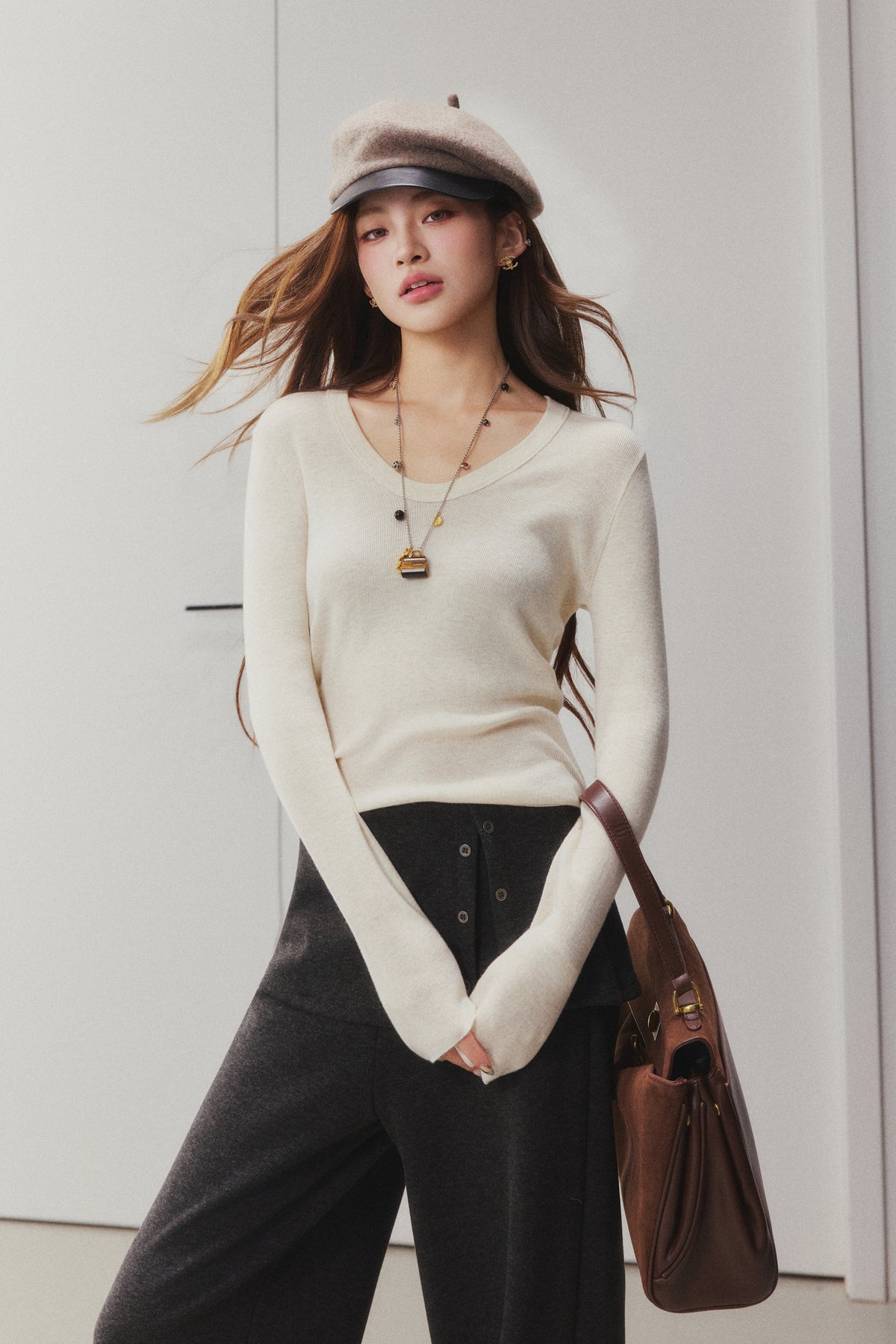 OTEBANBASS Ote260912 U-Neck Base Layer Knit Top