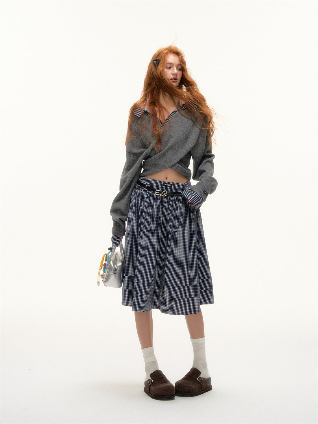 AsGony ASG25411 Off shoulder checkered spliced cross sweater