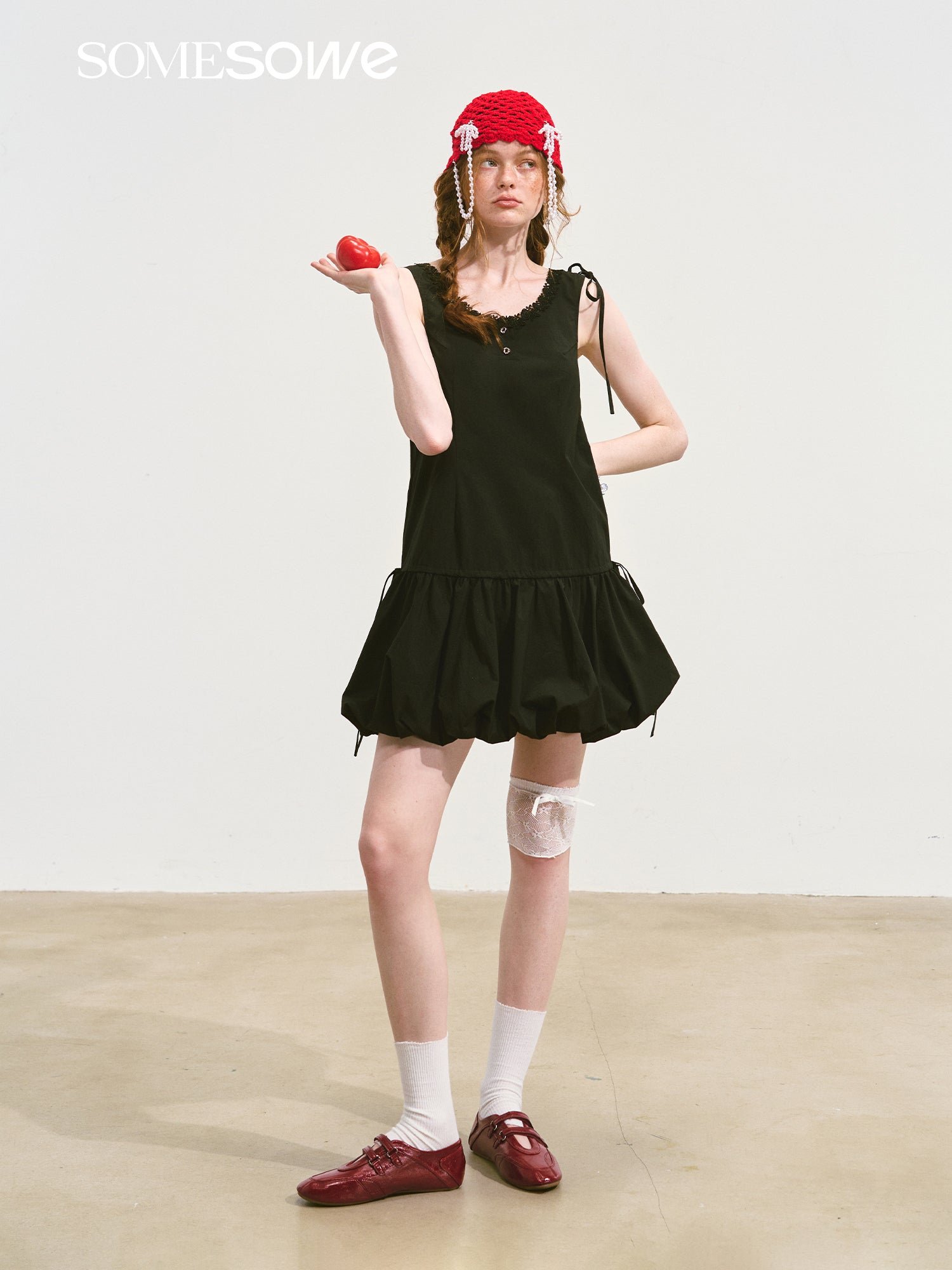 SOMESOWE S2508112 Sleeveless puffy skirt