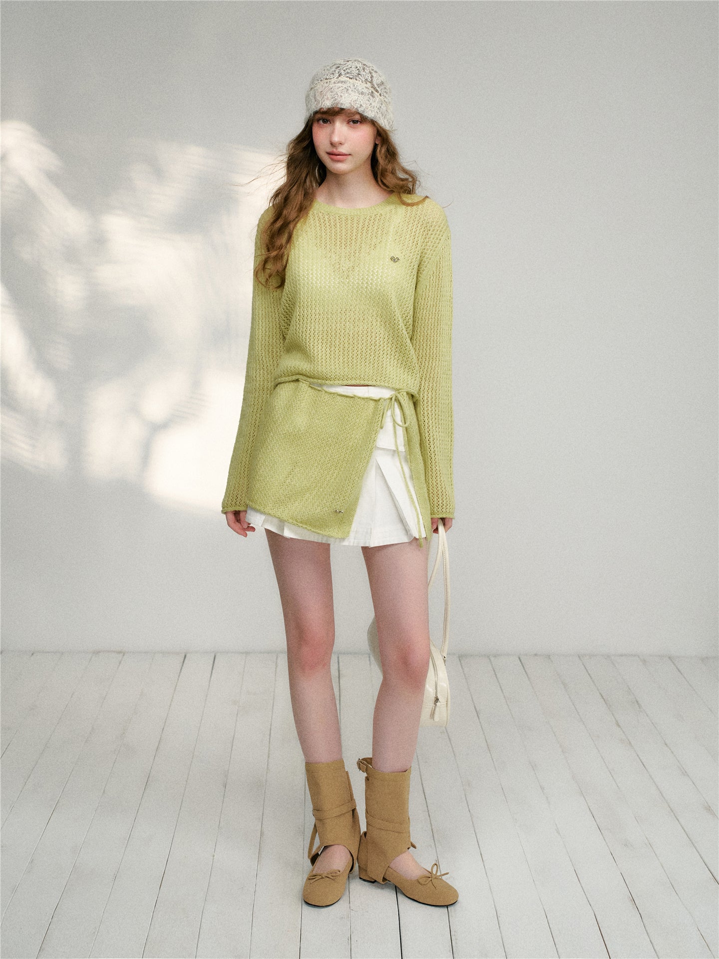 16DEWS 16D26078 Lace-up circular-neck knitted top (with shawl)