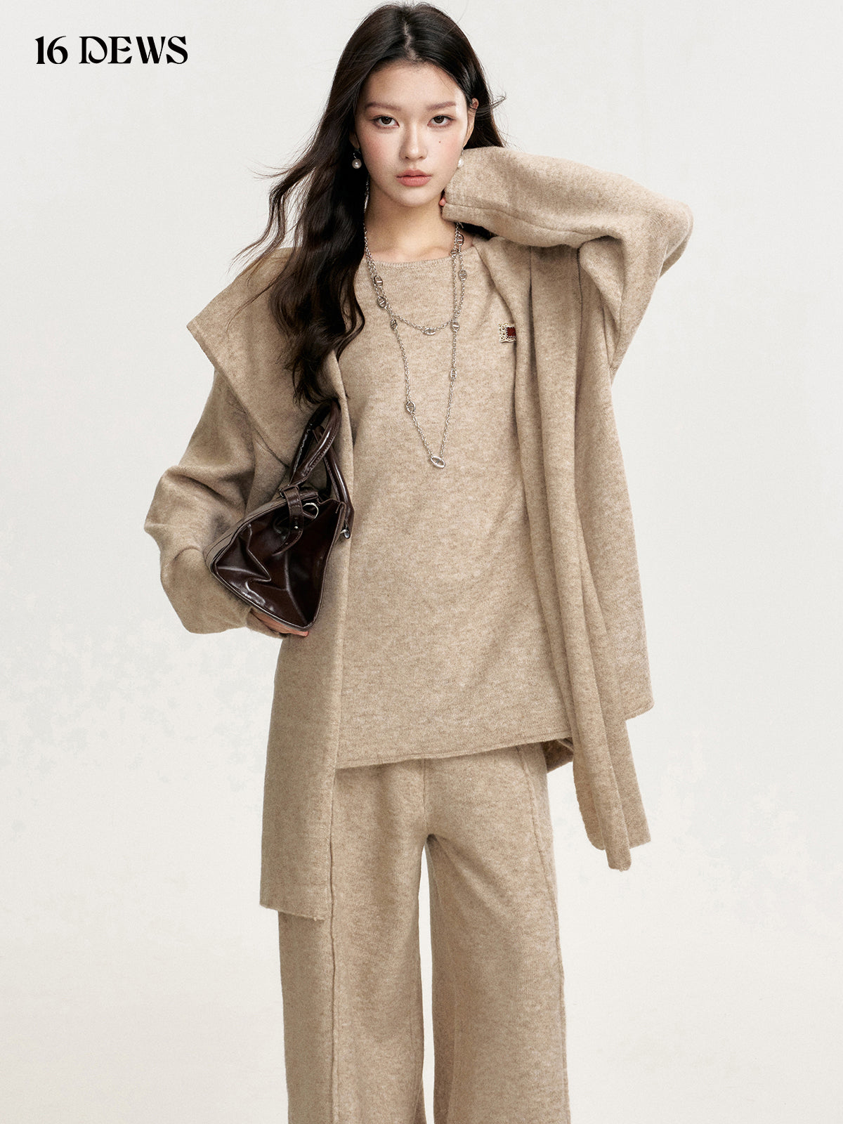 16DEWS in stock 16D24351 Shawl wool knitted top + pants set