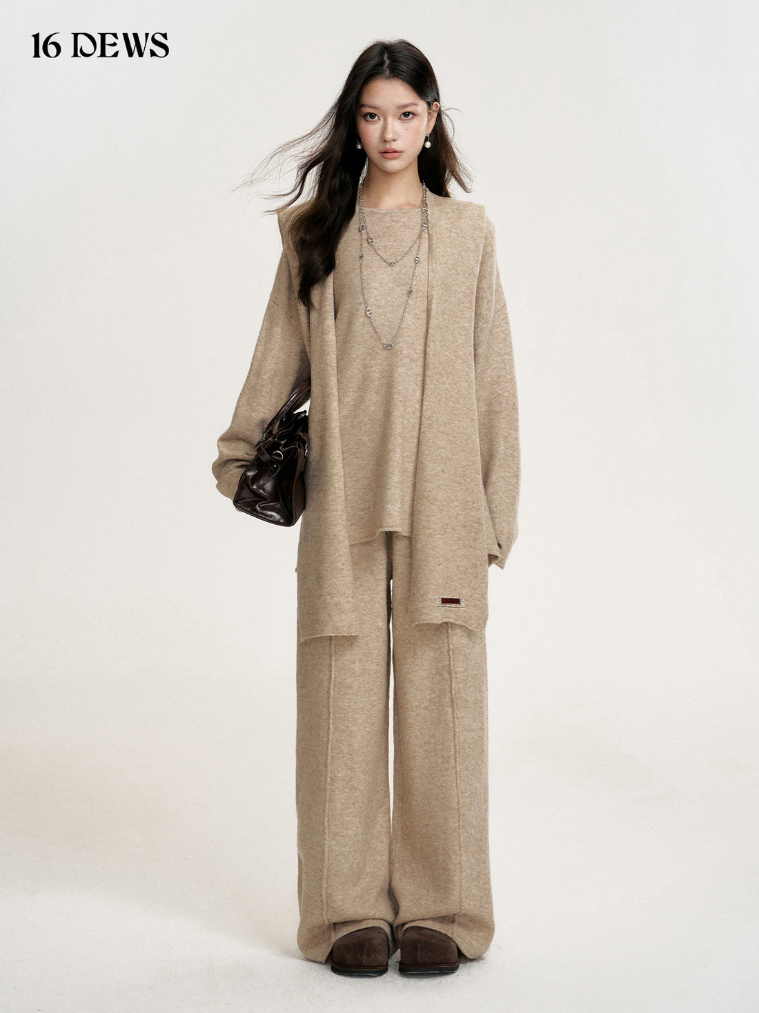16DEWS 16D24351 Shawl wool knitted top + pants set