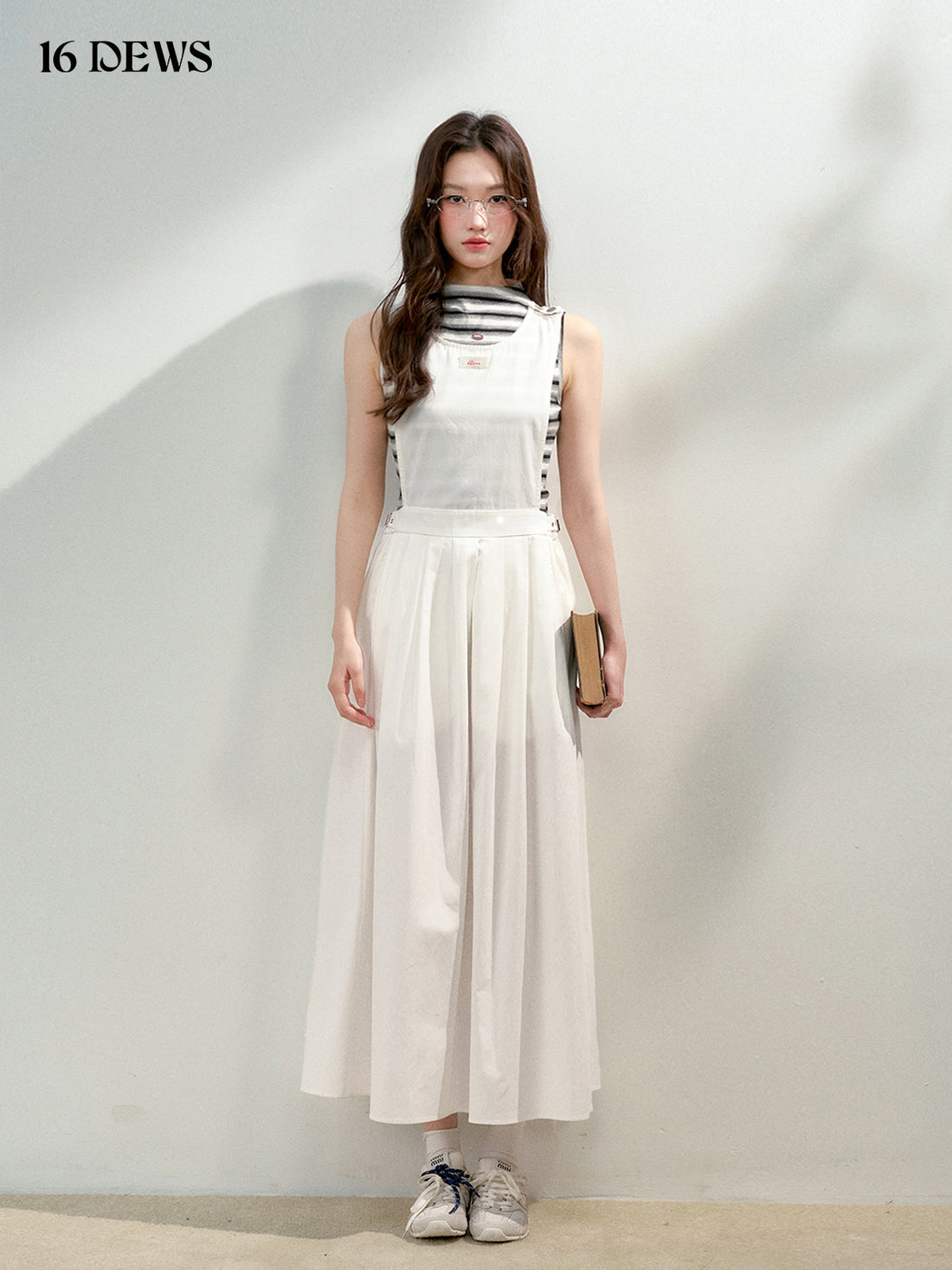 16DEWS 16D25131 Low waisted sleeveless vest dress