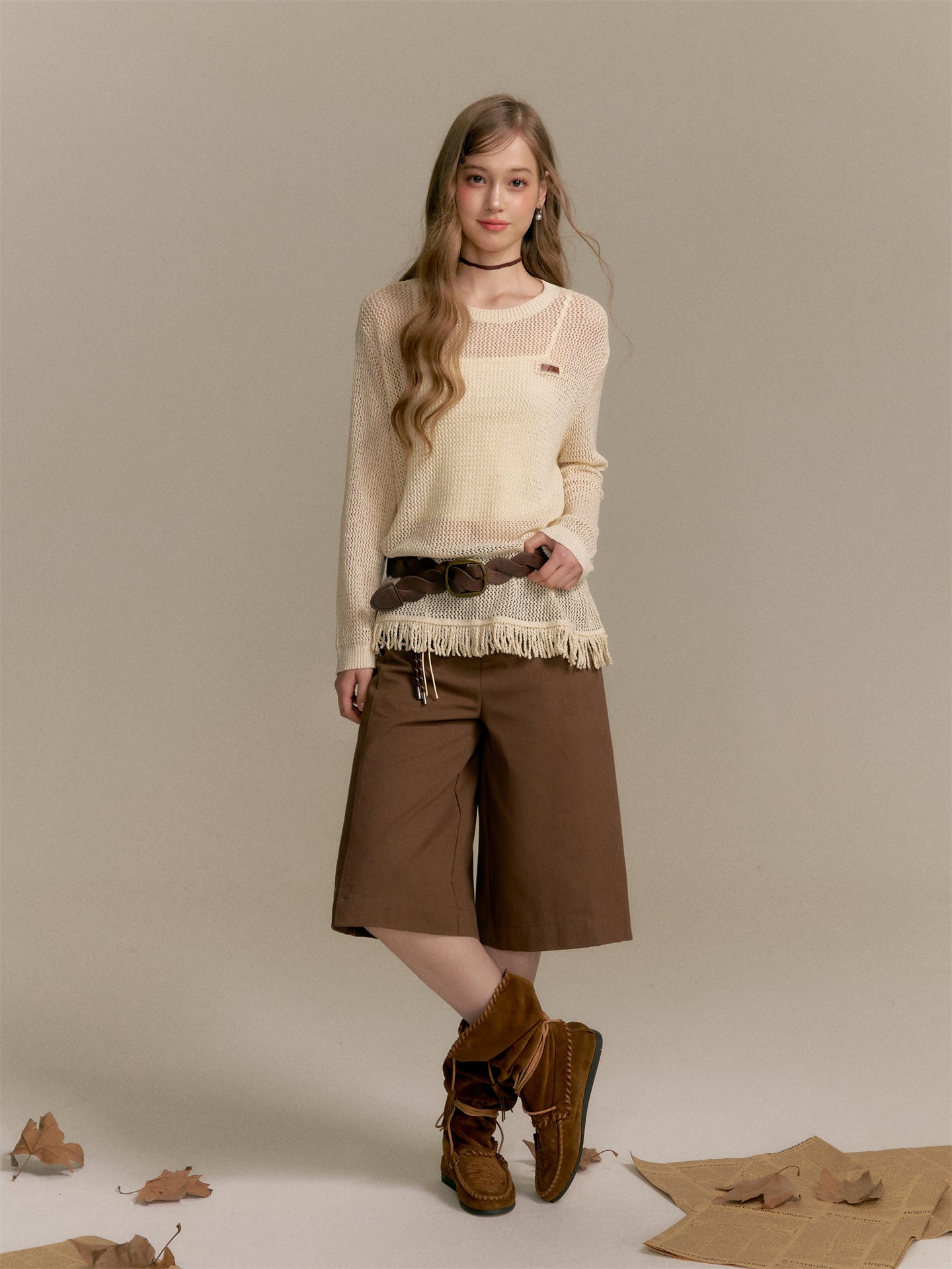 16DEWS 16D25285&amp;16D2528  Hollow knit top + Brown denim cropped pants