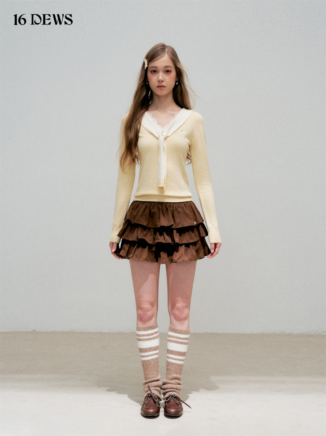 16DEWS 16D25293 Cream yellow lace patchwork long sleeved knitted sweater