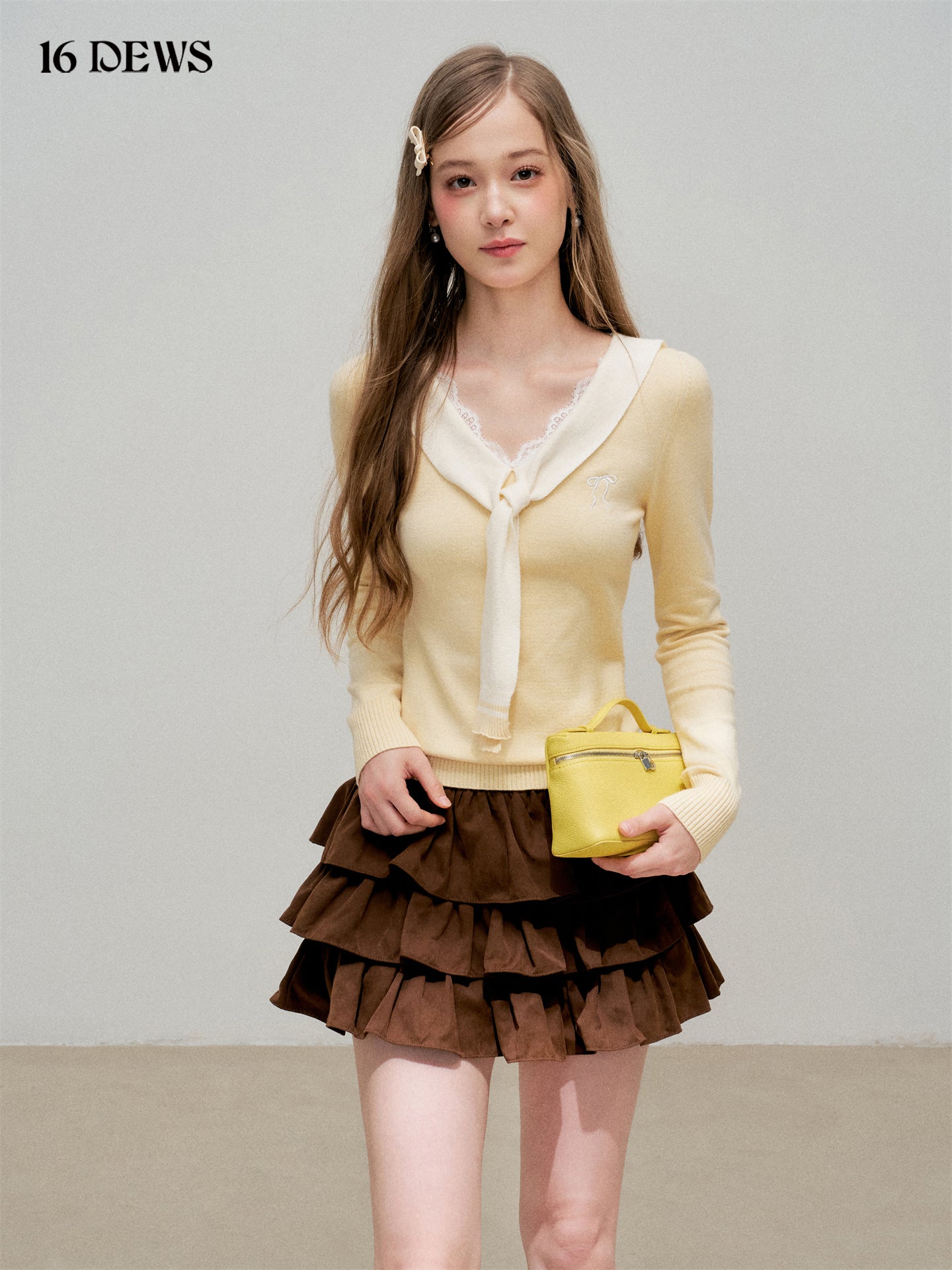 16DEWS 16D25293 Cream yellow lace patchwork long sleeved knitted sweater