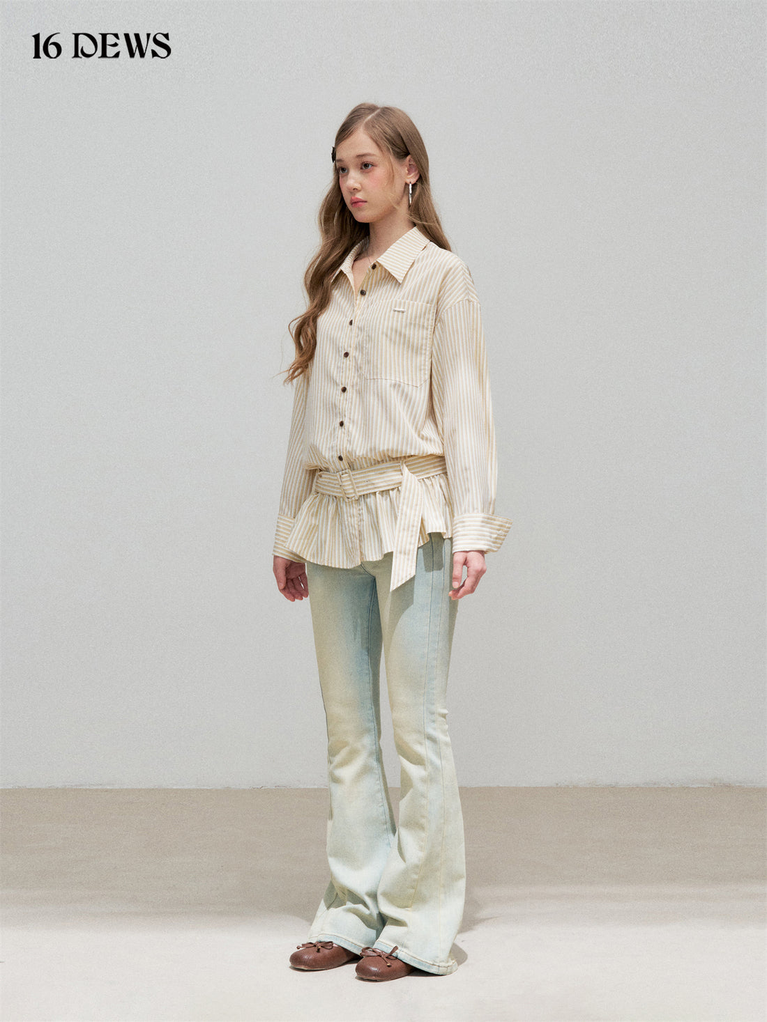 16DEWS 16D25311 Fold up collar long sleeved shirt