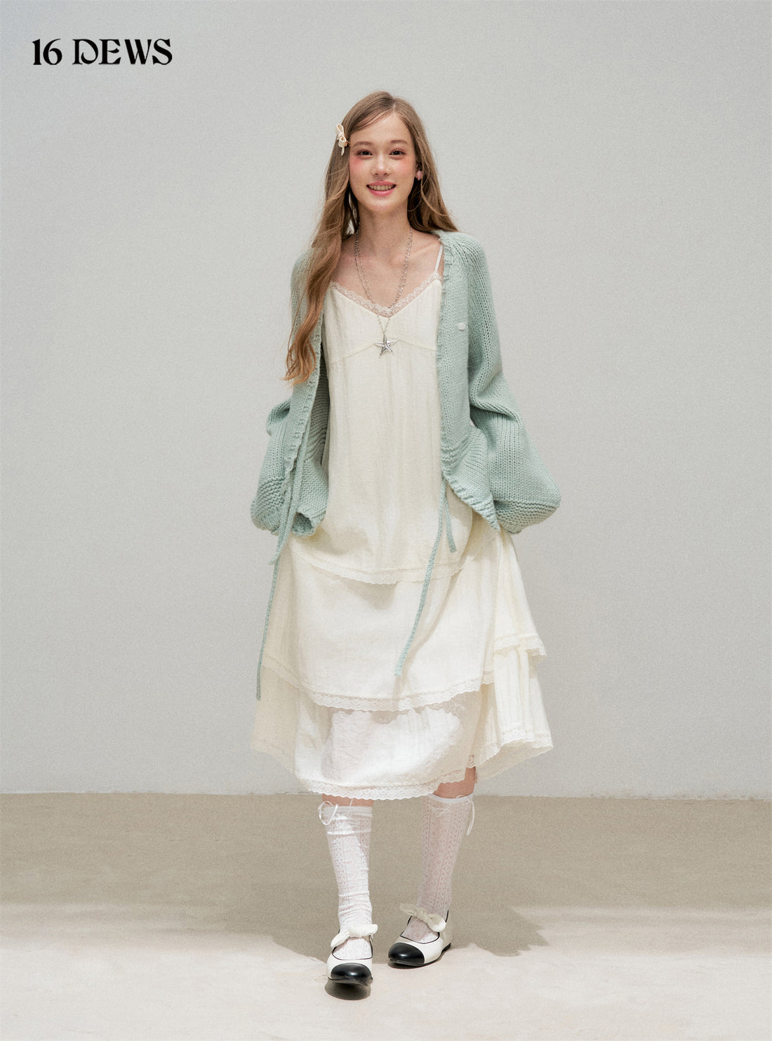 16DEWS 16D25313 Coarse needle lantern sleeve woolen cardigan