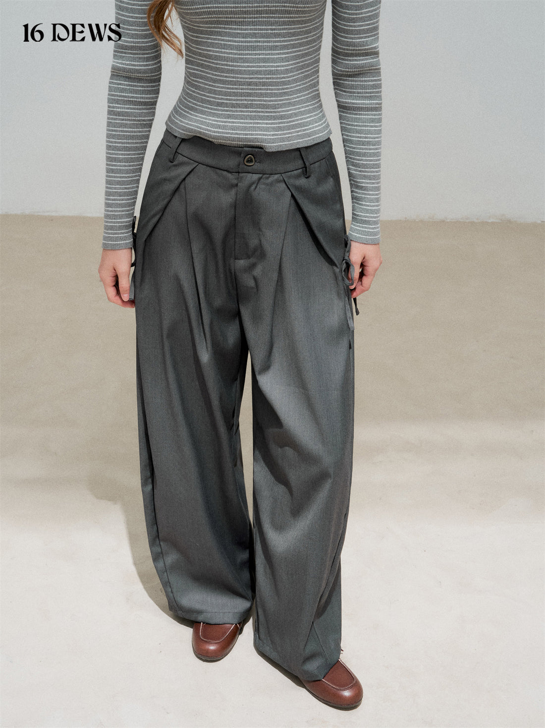 16DEWS 16D25322 3D pleated loose suit pants