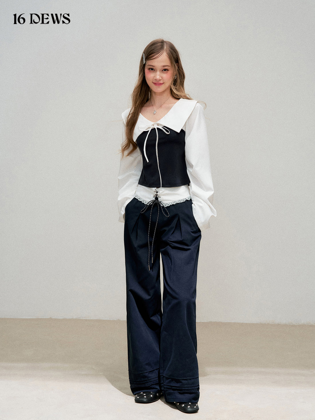 16DEWS 16D25326 Navy collar contrasting color patchwork top