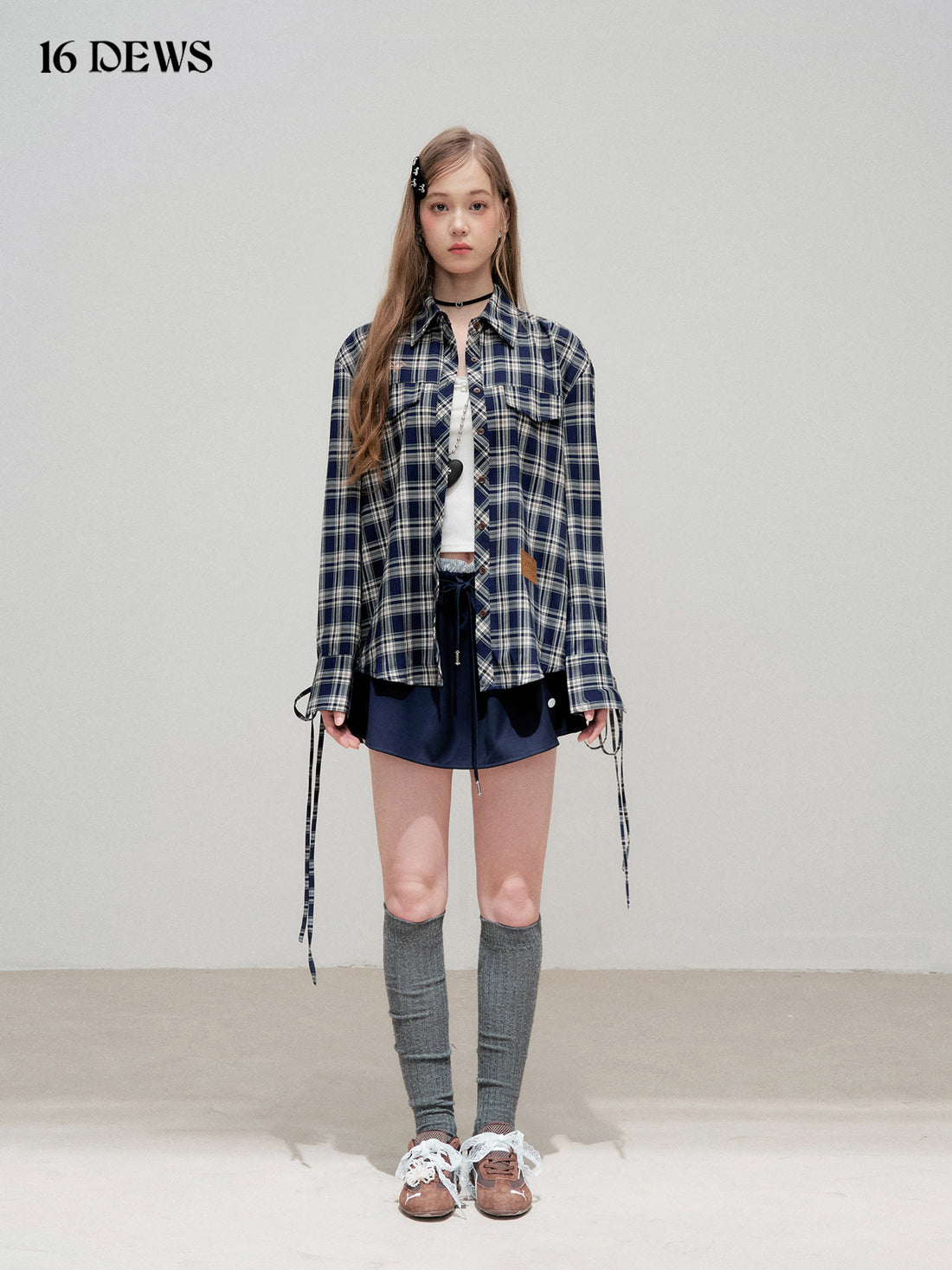 16DEWS 16D25334 Navy blue commuting plaid long sleeved shirt