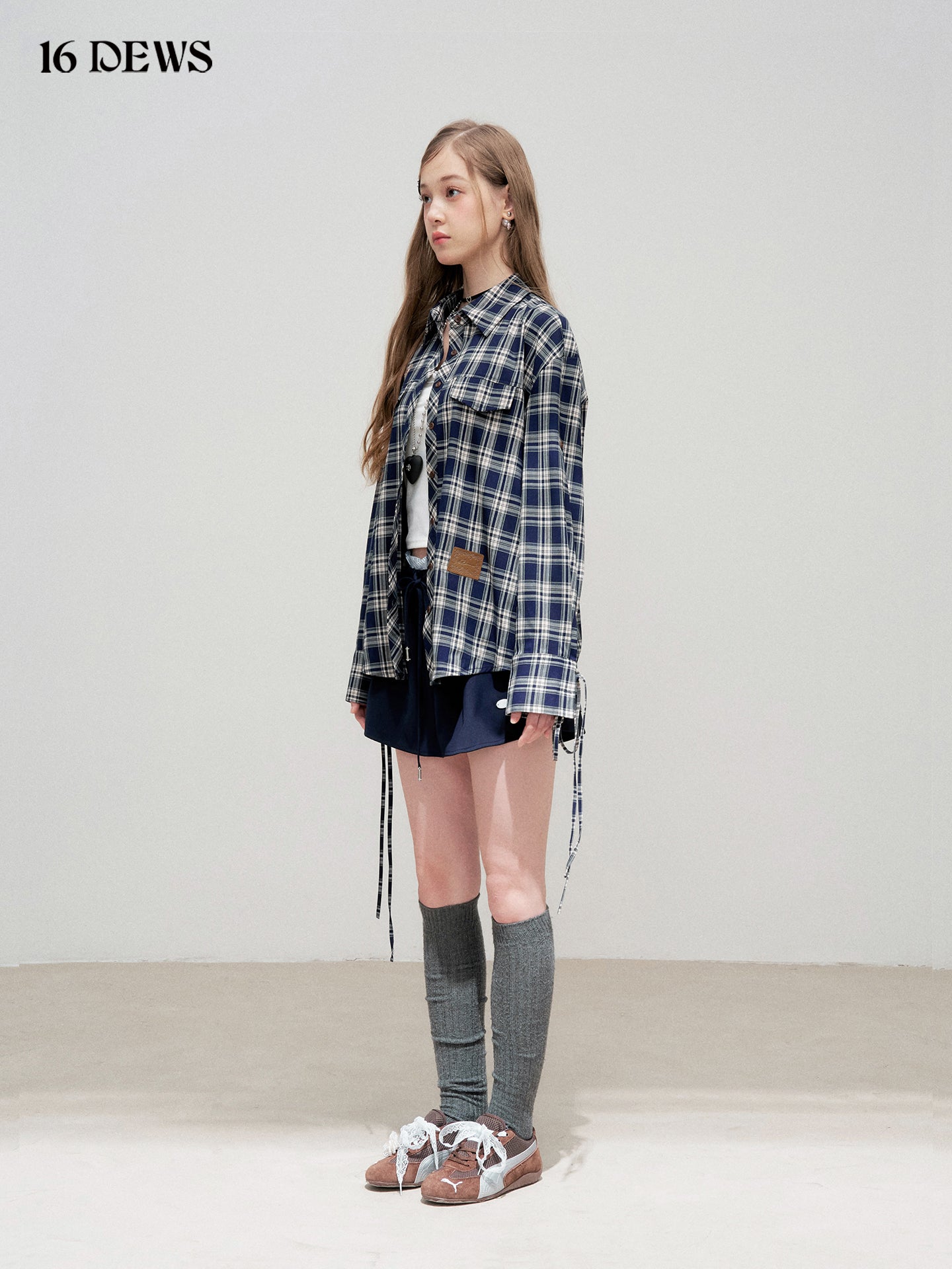 16DEWS 16D25334 Navy blue commuting plaid long sleeved shirt