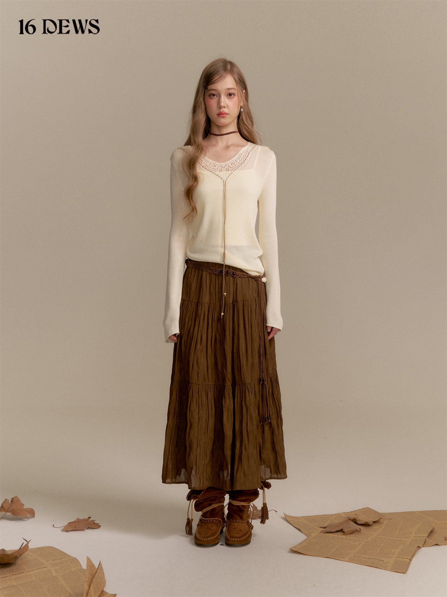 16DEWS 16D25340 Folded high waisted A-line skirt (with belt)