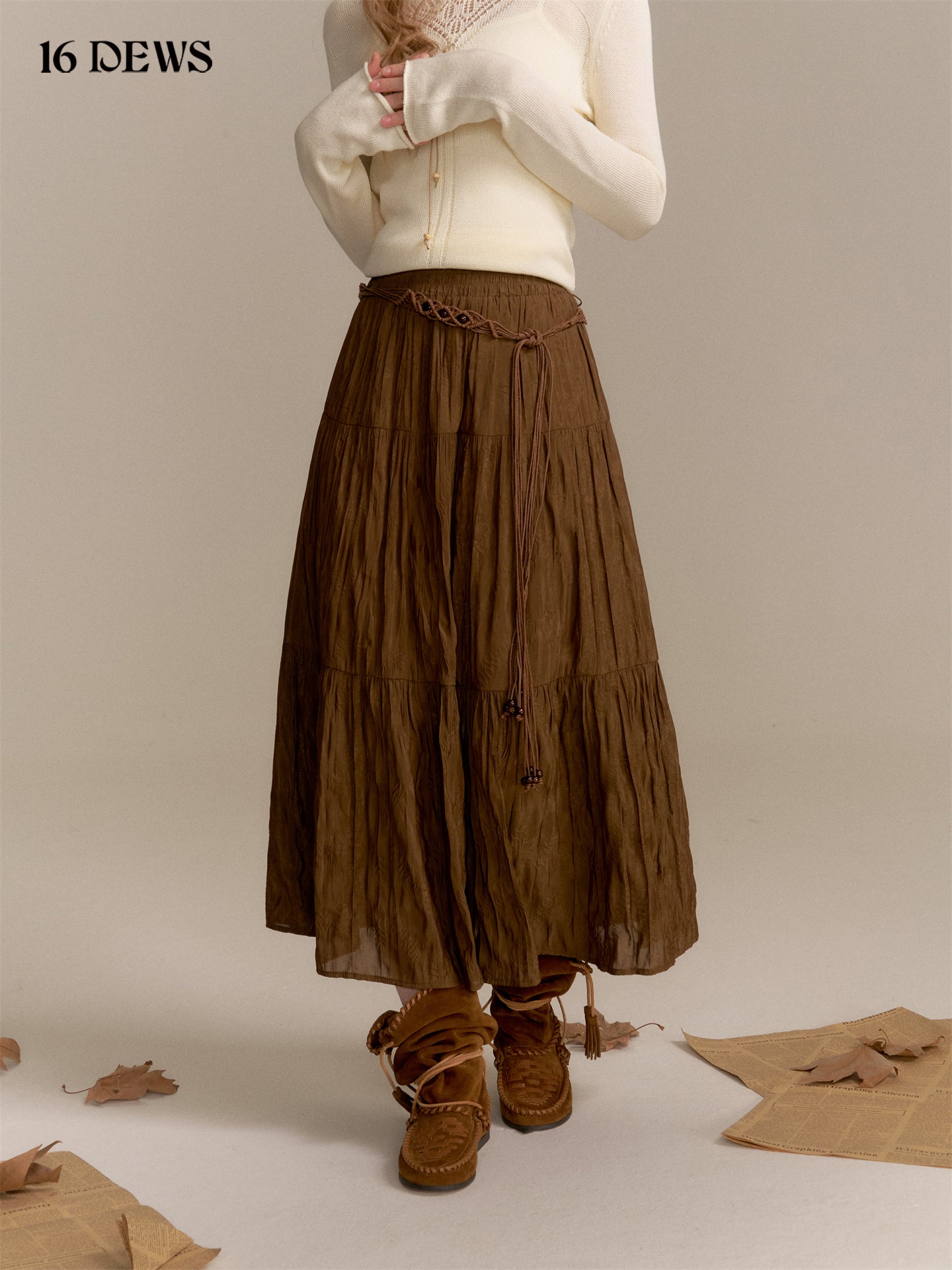 16DEWS 16D25340 Folded high waisted A-line skirt (with belt)