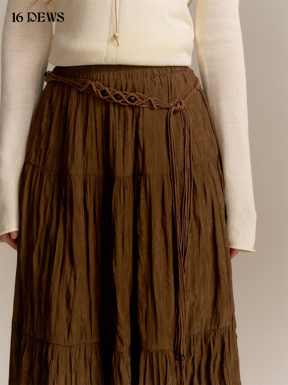 16DEWS 16D25340 Folded high waisted A-line skirt (with belt)