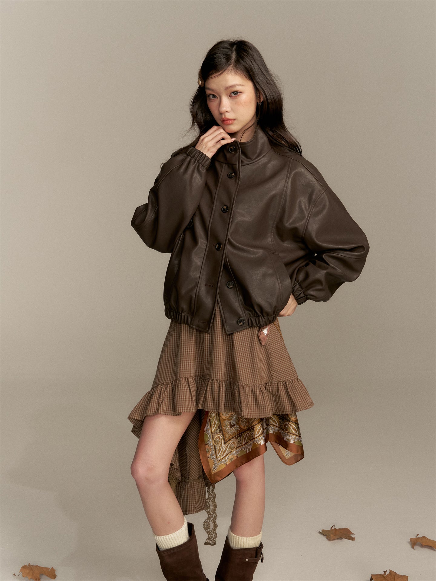 16DEWS 16D25343 Stand up collar short leather jacket