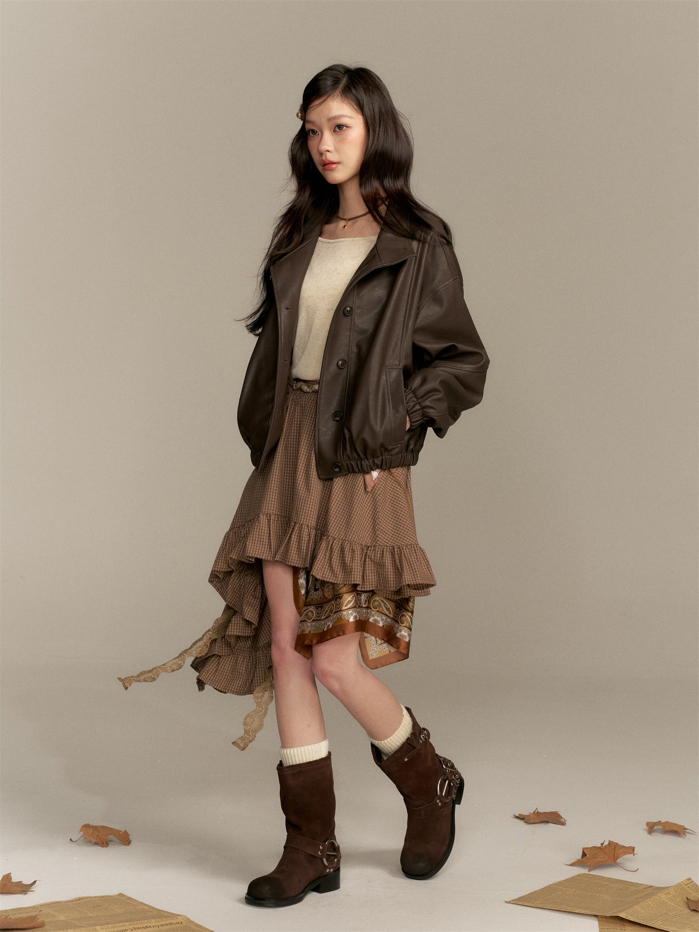 16DEWS 16D25343 Stand up collar short leather jacket