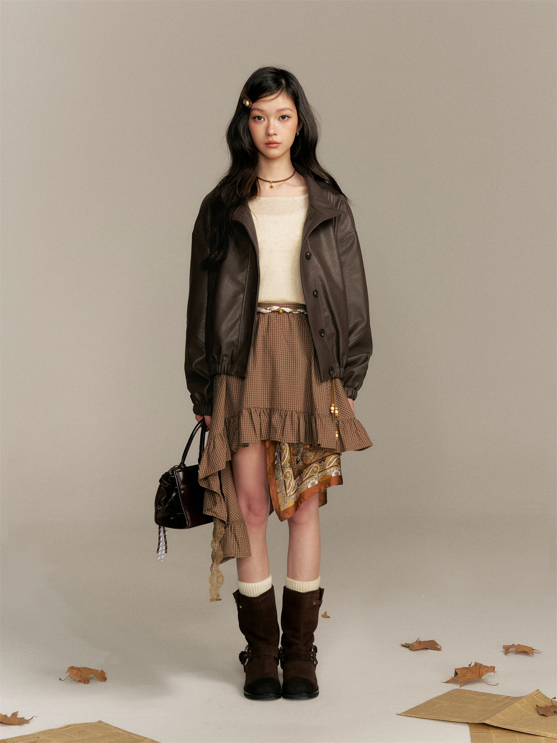 16DEWS 16D25343 Stand up collar short leather jacket