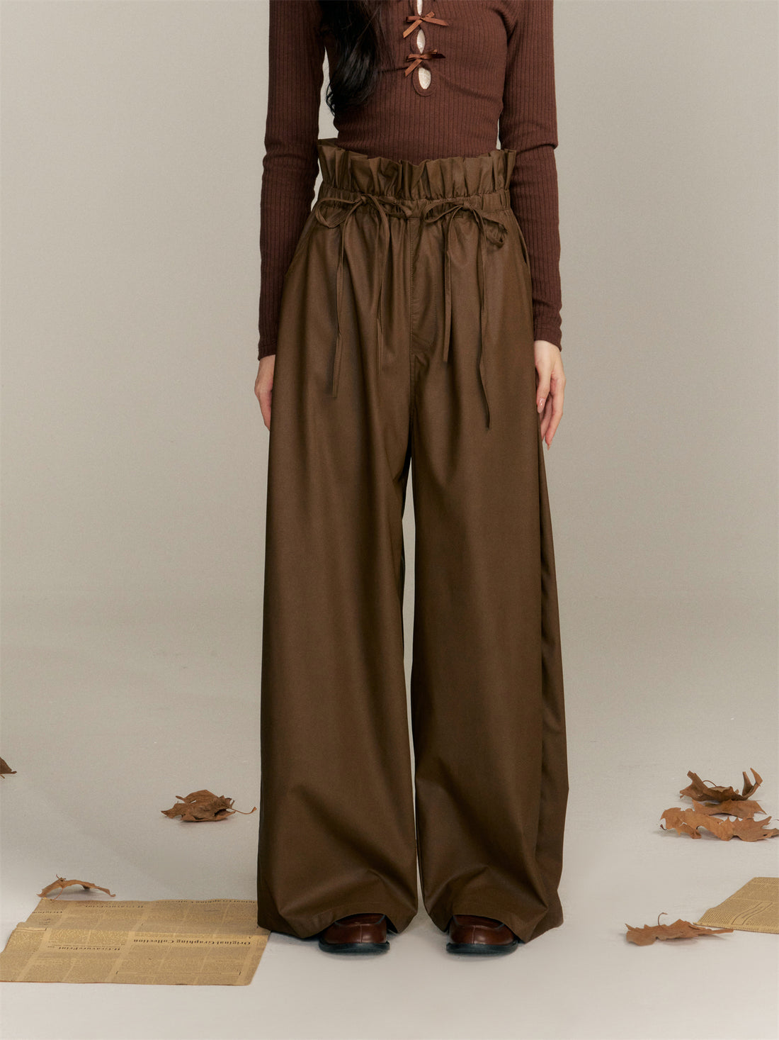 16DEWS 16D25353 Tie up bow elastic waist wide leg leather pants