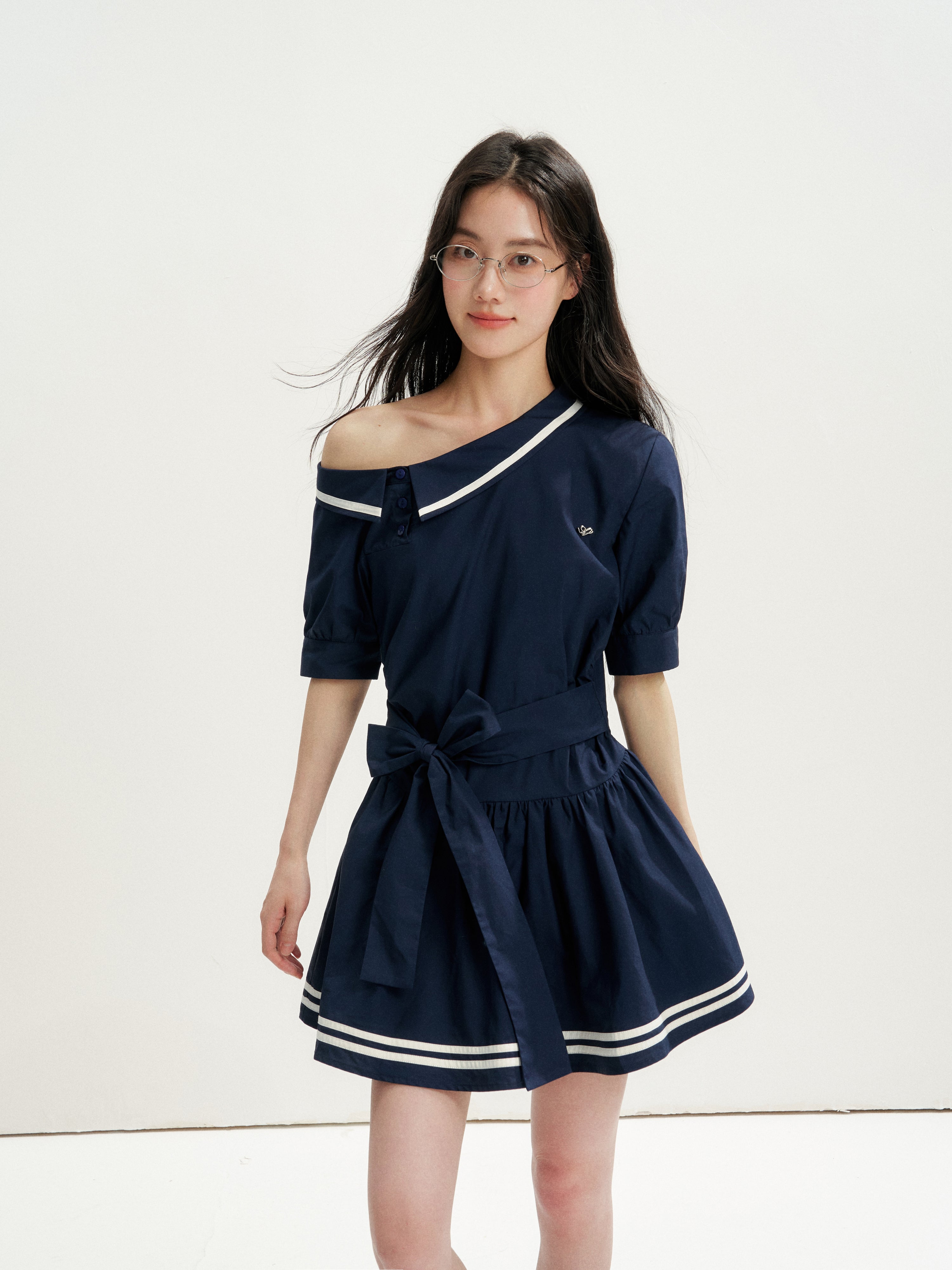 16DEWS 16D26197 Preppy Off-Shoulder Tie-Waist A-Line Dress