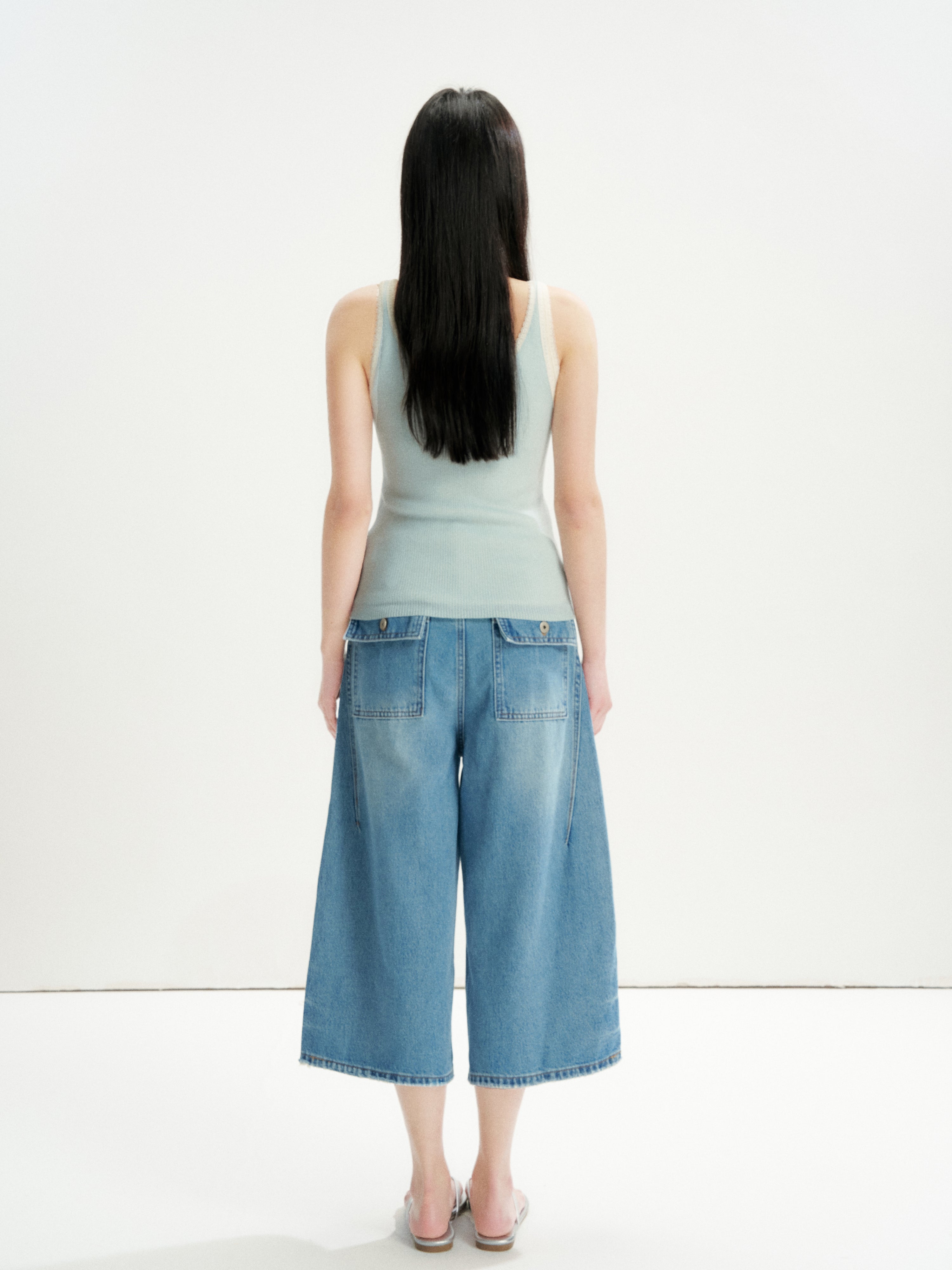 16DEWS 16D26219 Washed Vintage Blue High-Waisted Wide-Leg Cropped Jeans