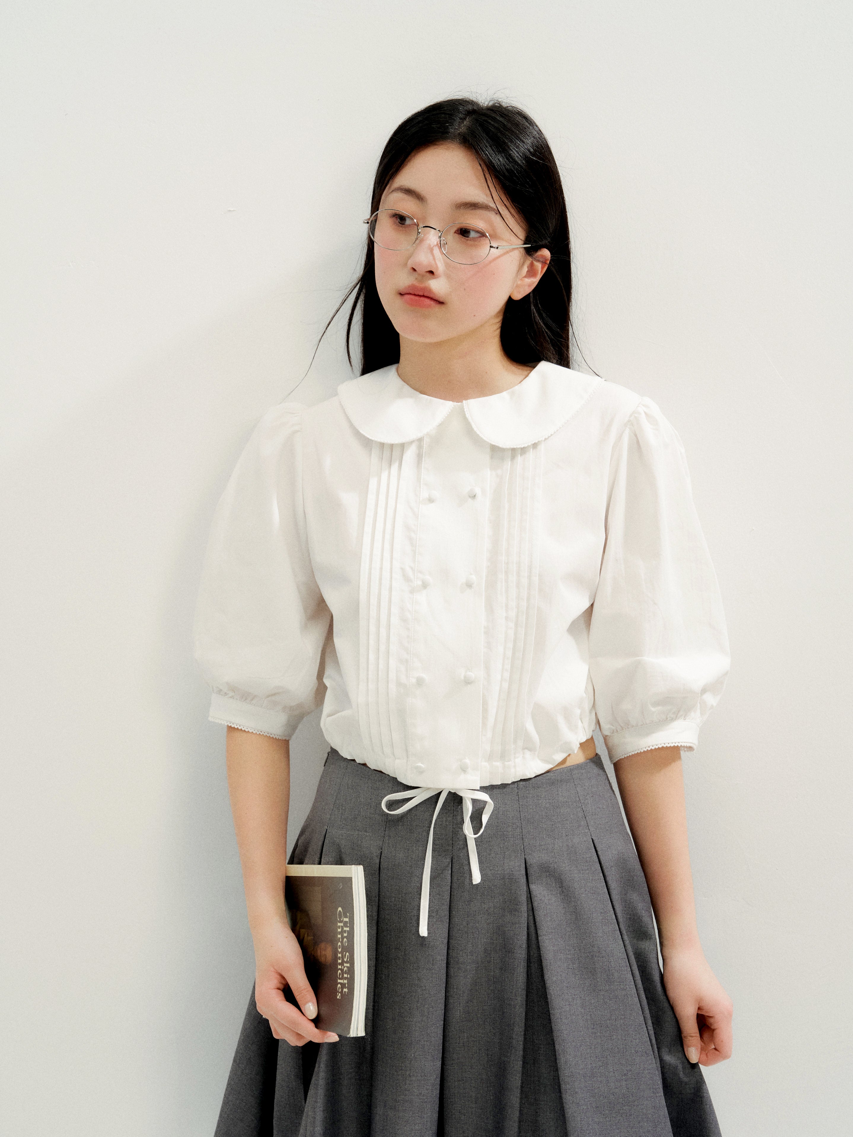 16DEWS 16D26233 Tie-Hem Peter Pan Collar Tuck Pleat Puff Sleeve Cropped Shirt