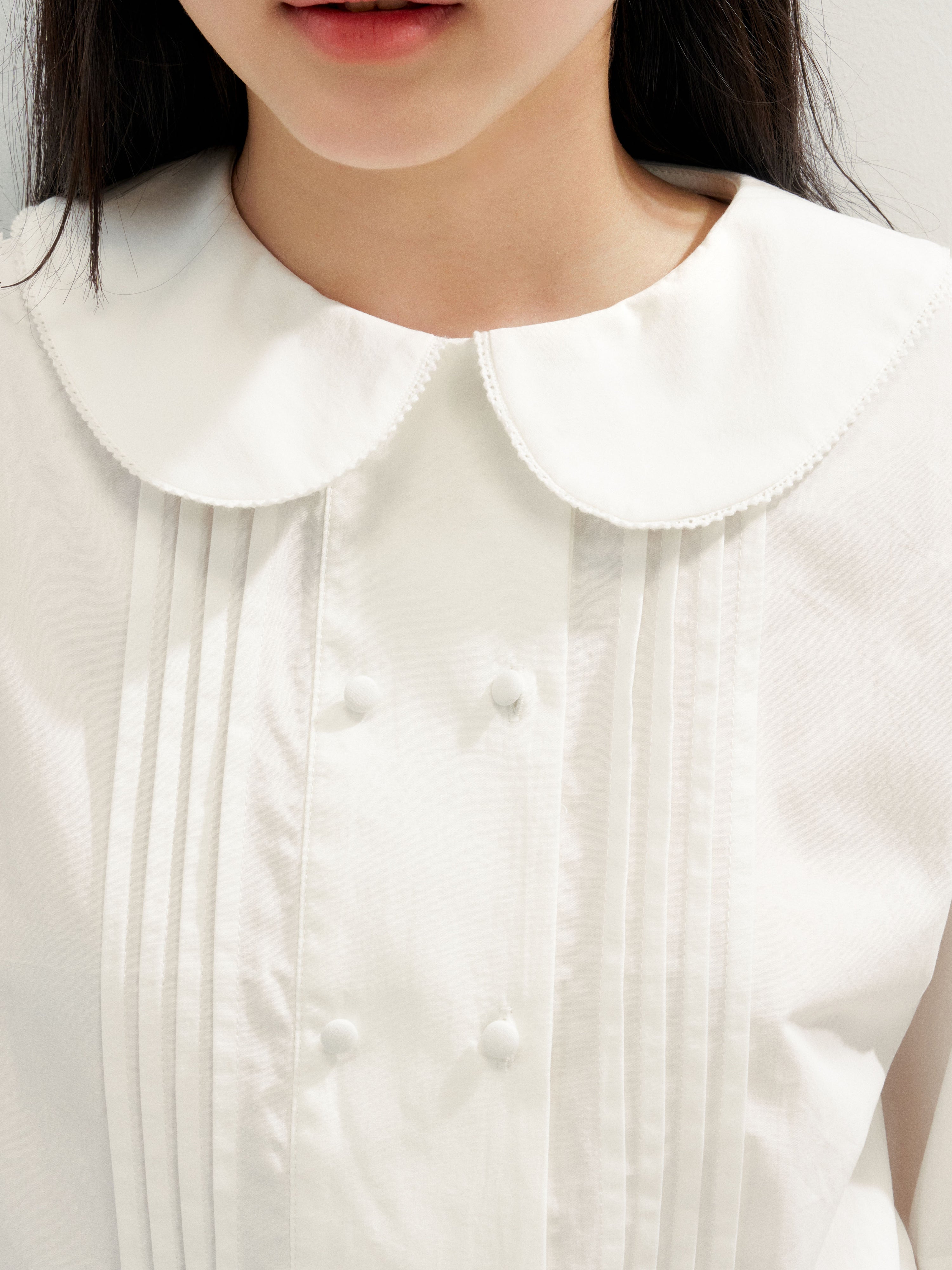 16DEWS 16D26233 Tie-Hem Peter Pan Collar Tuck Pleat Puff Sleeve Cropped Shirt