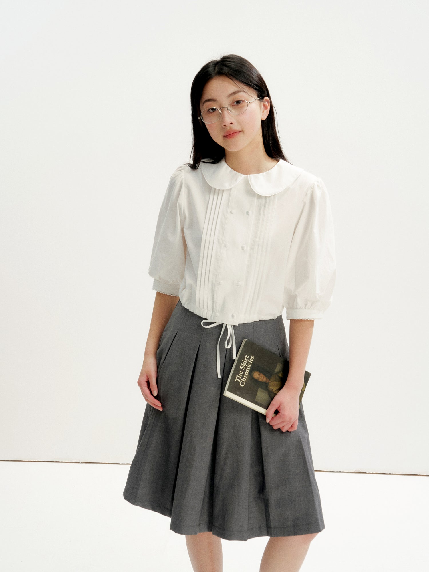 16DEWS 16D26233 Tie-Hem Peter Pan Collar Tuck Pleat Puff Sleeve Cropped Shirt