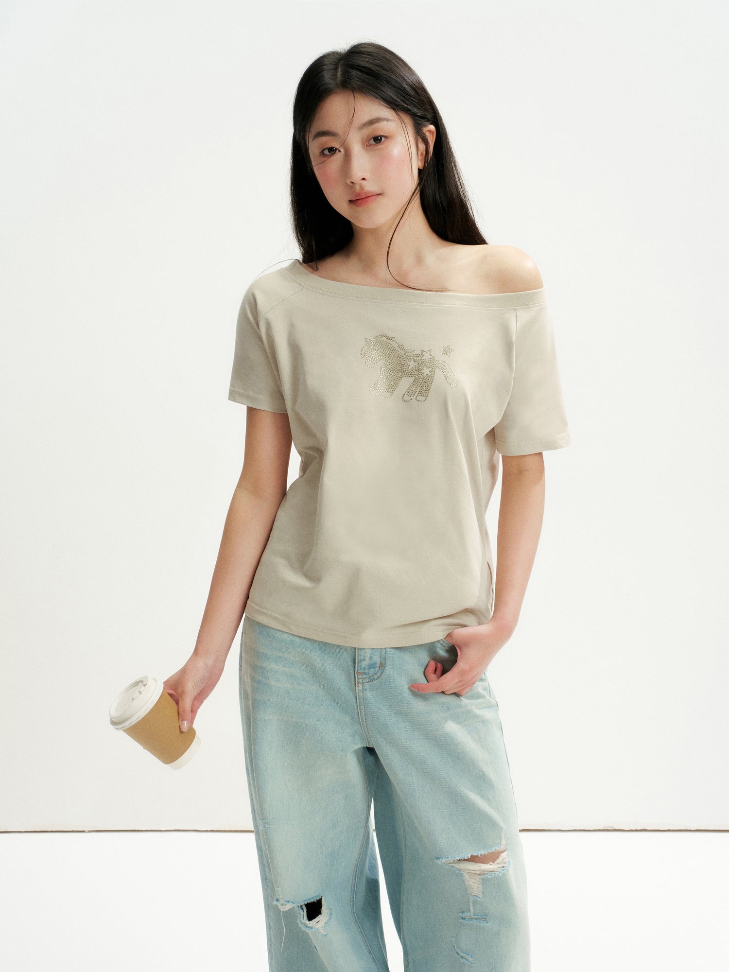 16DEWS 16D26234 Playful Hot-Fix Rhinestone Star Pony Asymmetric Short-Sleeve T-Shirt +Jeans