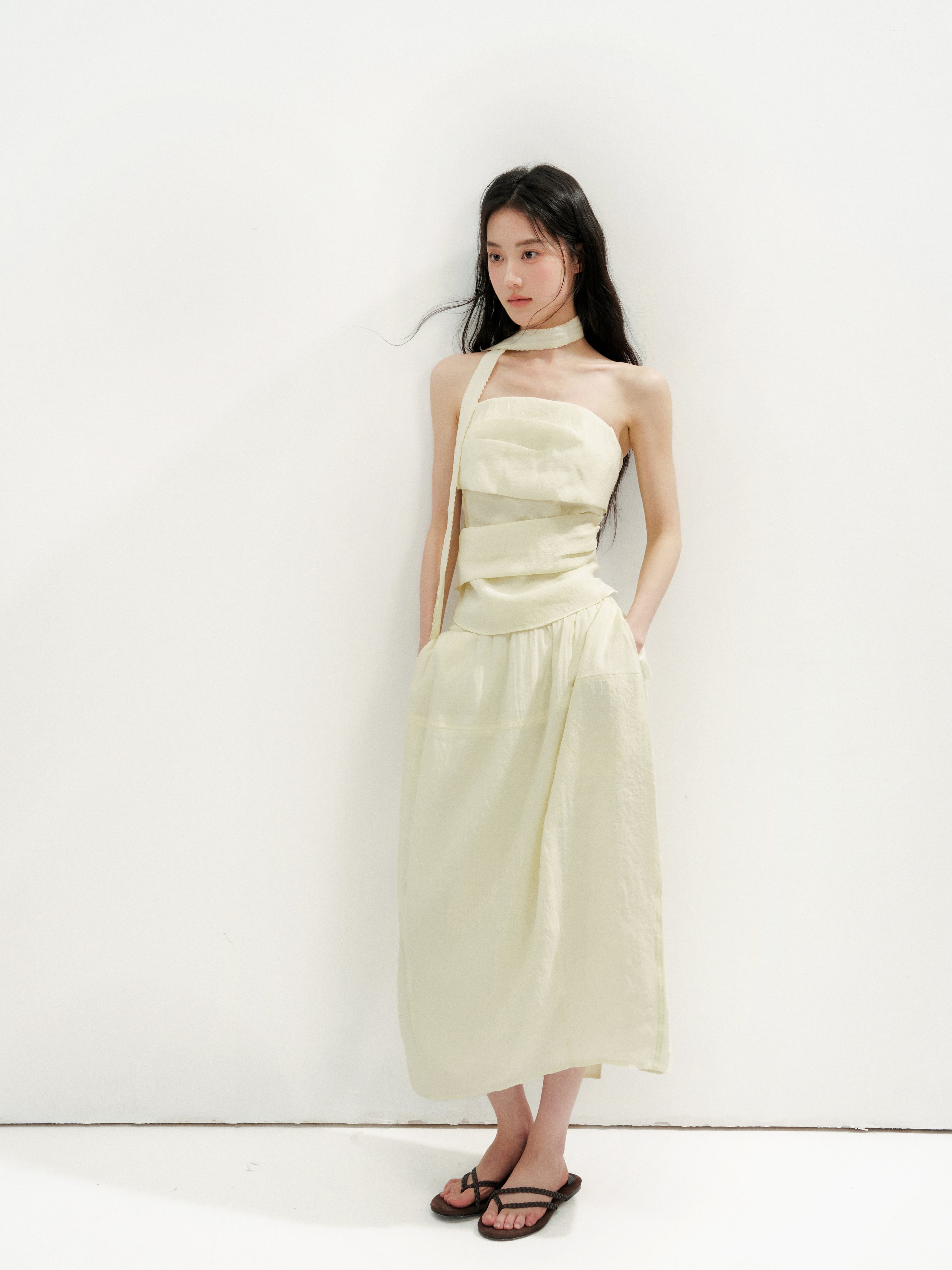 16DEWS 16D26254&amp;16D26255 Irregular Runching Design Waisted Tube Top+Midi Skirt