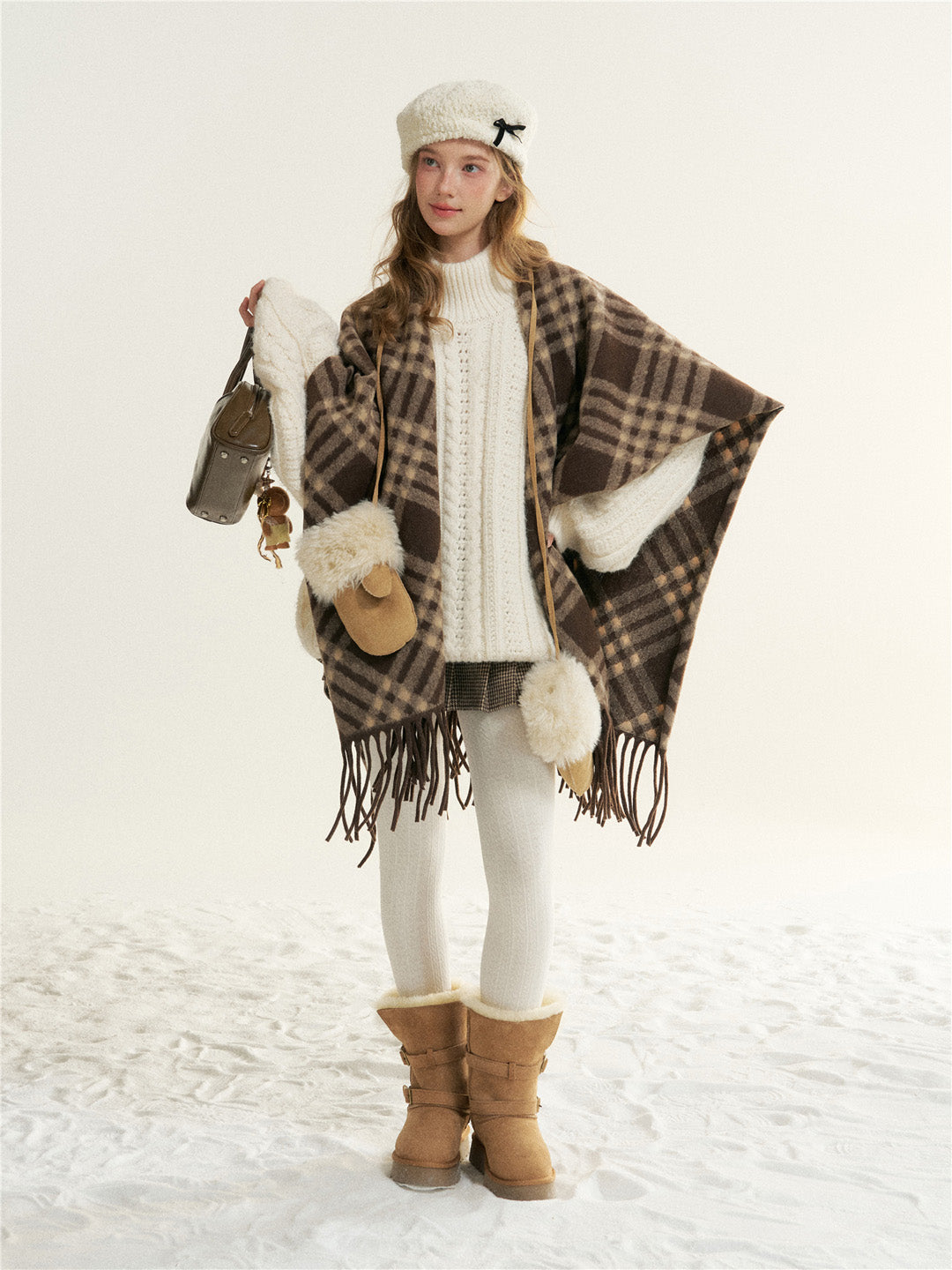 16DEWS 16D25503 High neck twists silhouette pullover sweater