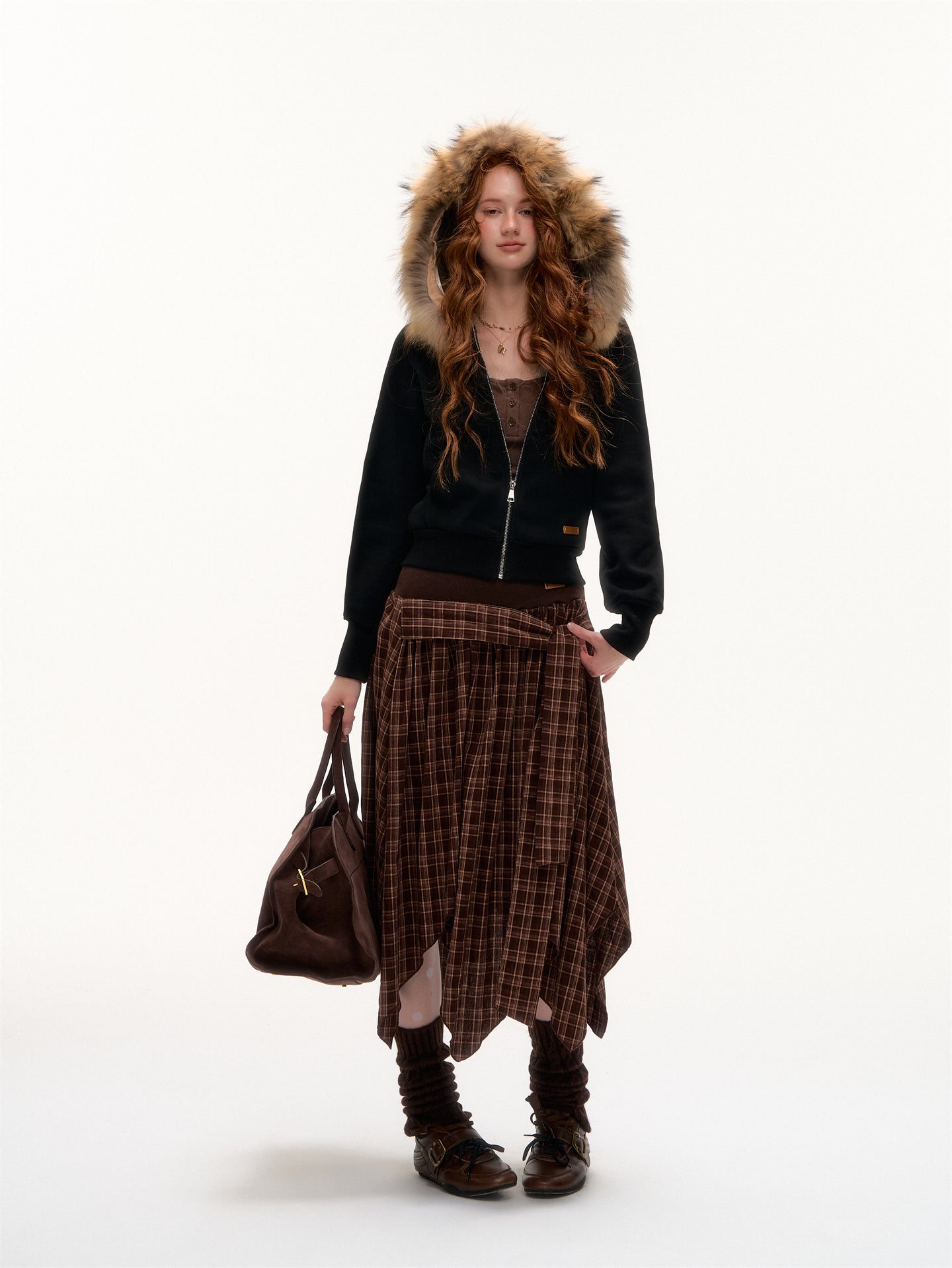 AsGony ASG25412 Off shoulder checkered spliced cross sweater