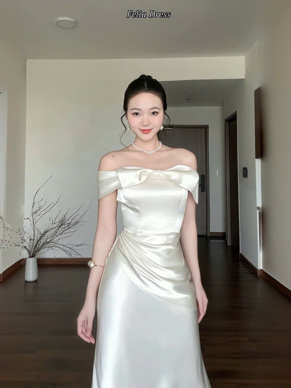 WONDER HOUSE Felia Dress