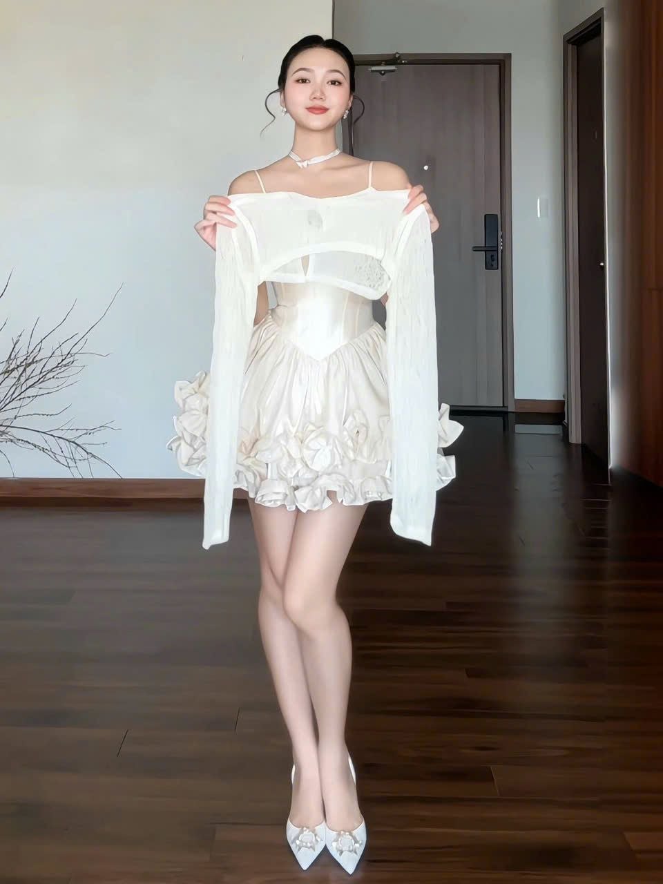 WONDER HOUSE Linly Dress