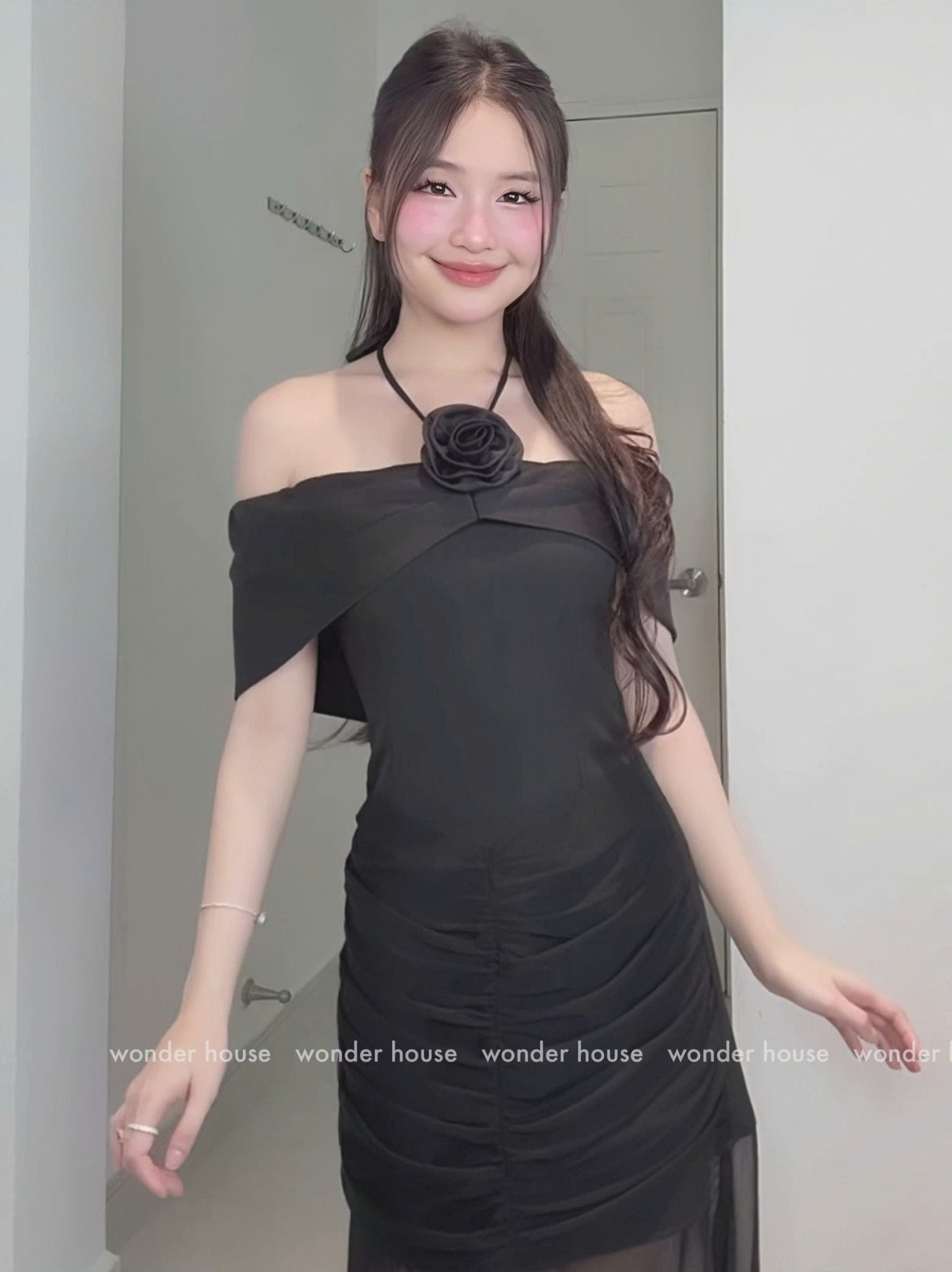 WONDER HOUSE Kamila Dress