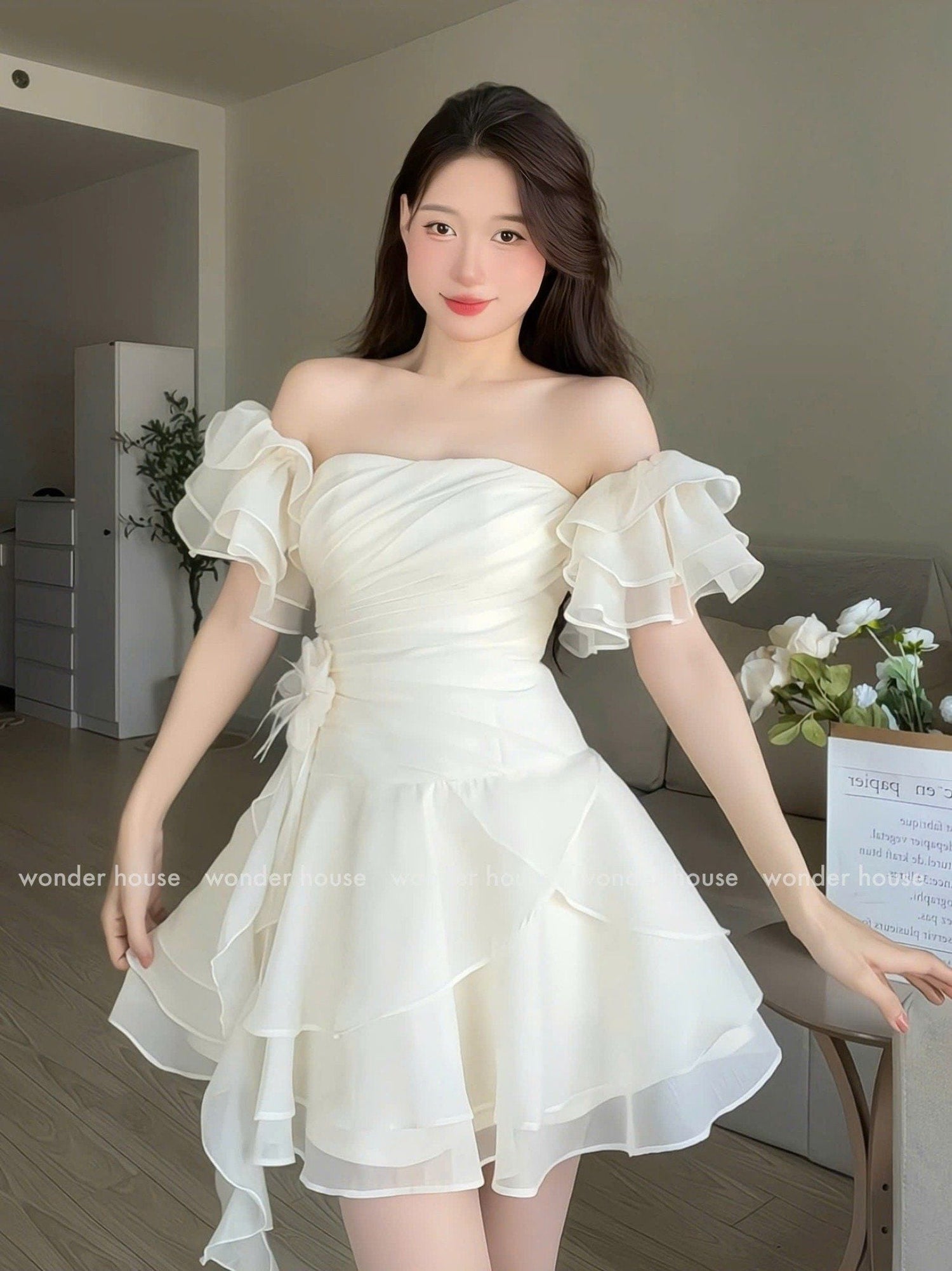 WONDER HOUSE Levia Dress