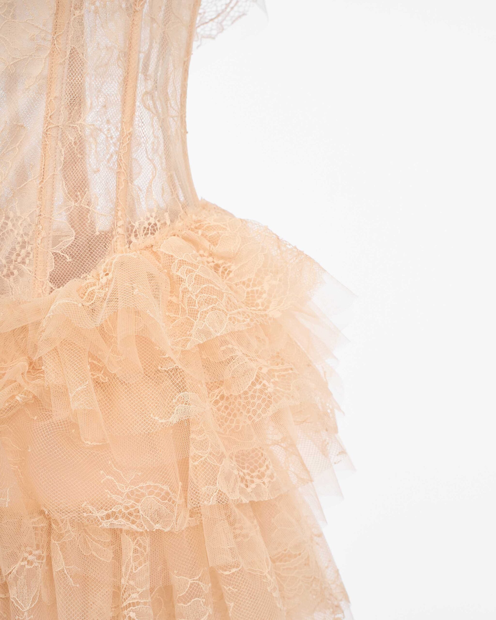 MUST HAVE Tiered lace mullet dress