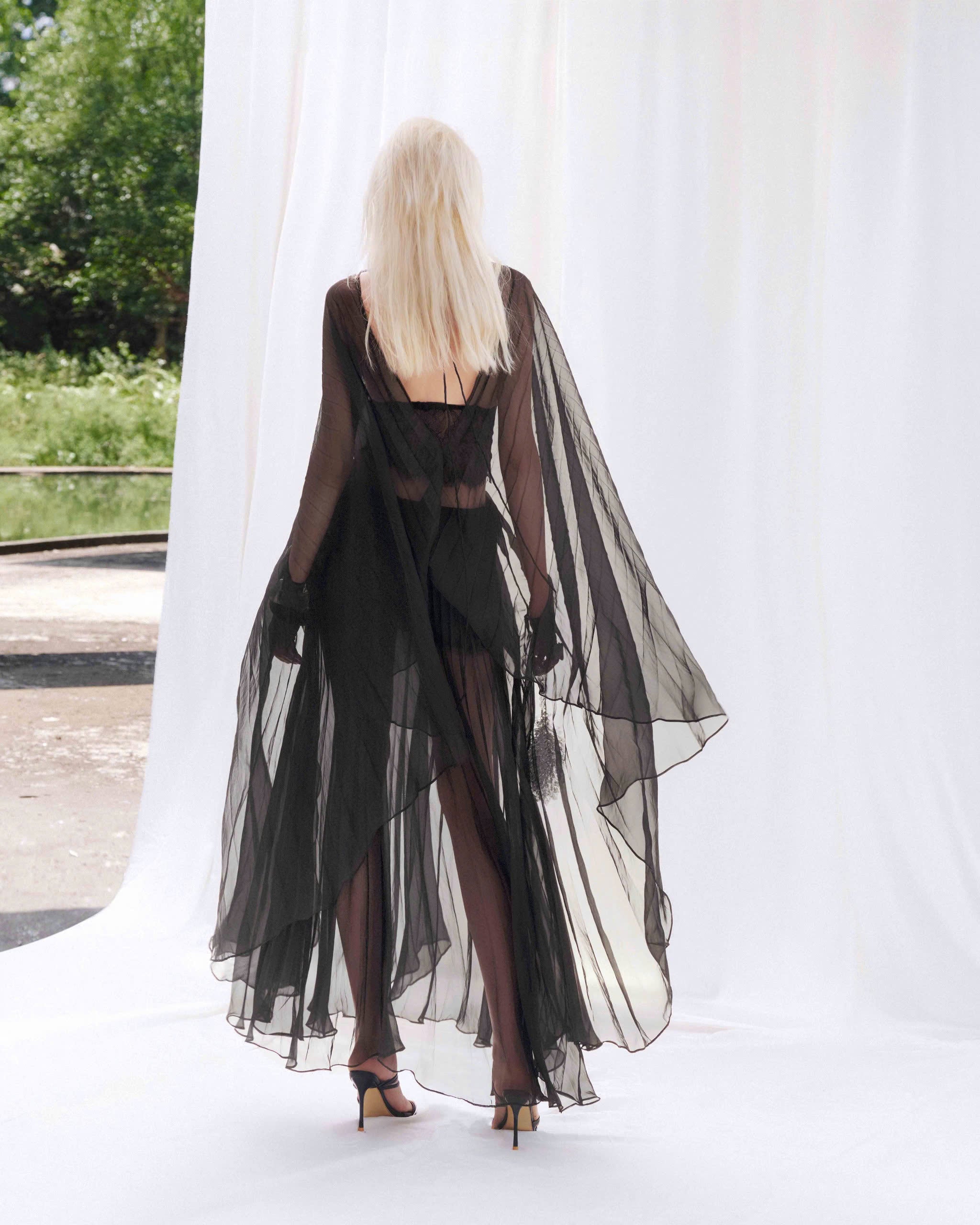 MUST HAVE Amelia Dress