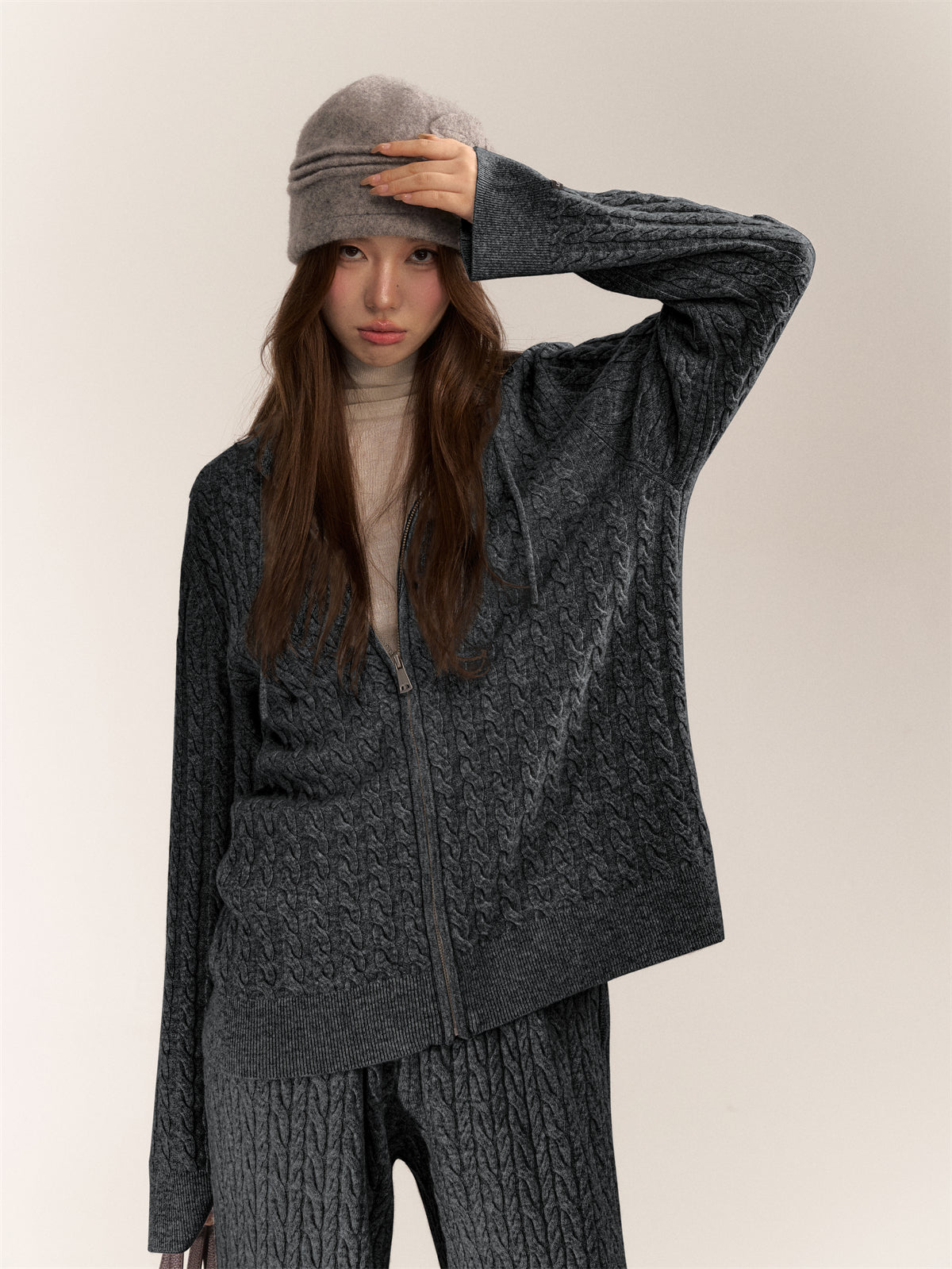 AsGony [Best Seller]  ASG24639 24653 Wool blend knitted top and slacks set