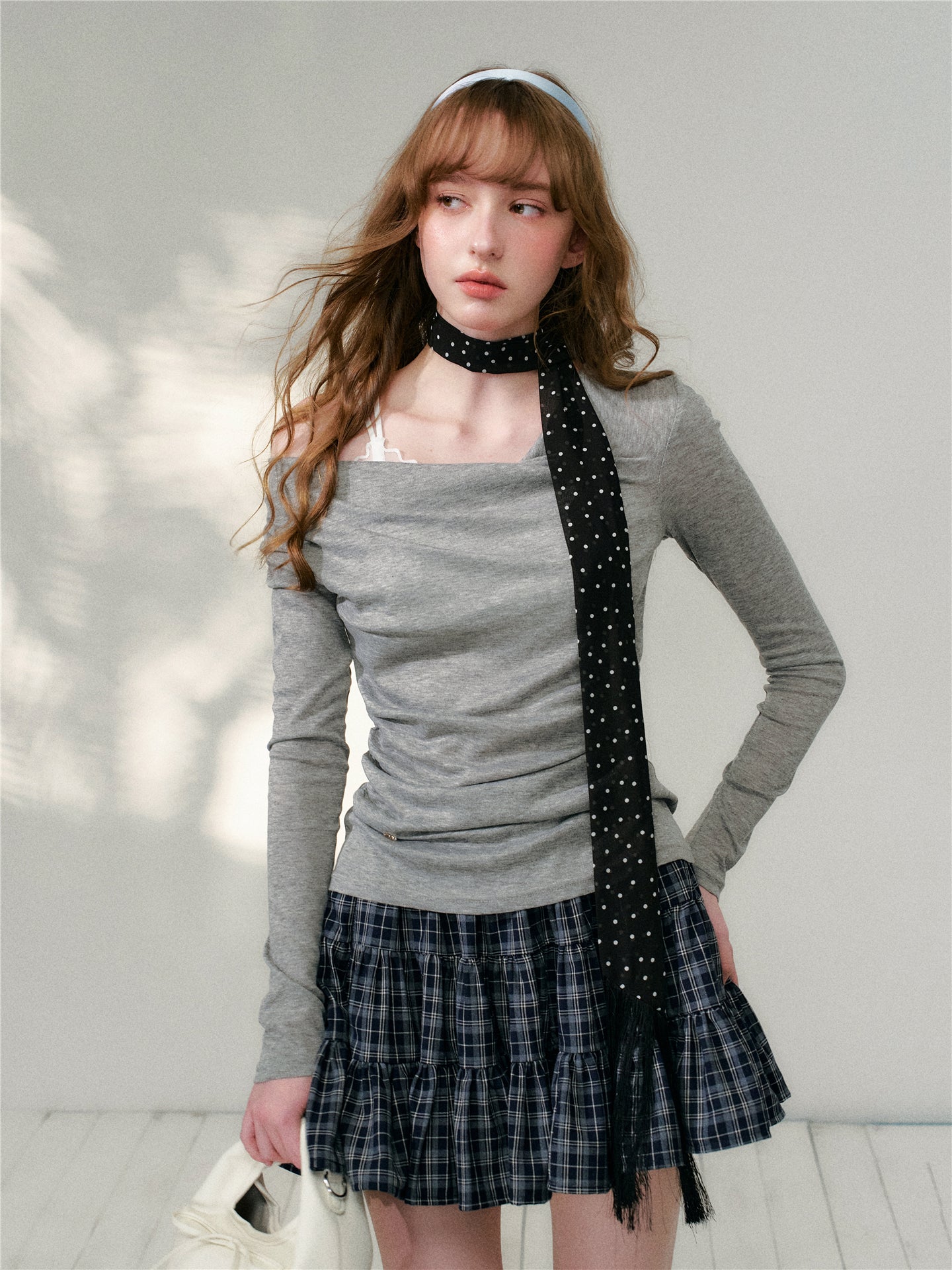 16DEWS 16D26123 High waisted A-line cake pleated skirt