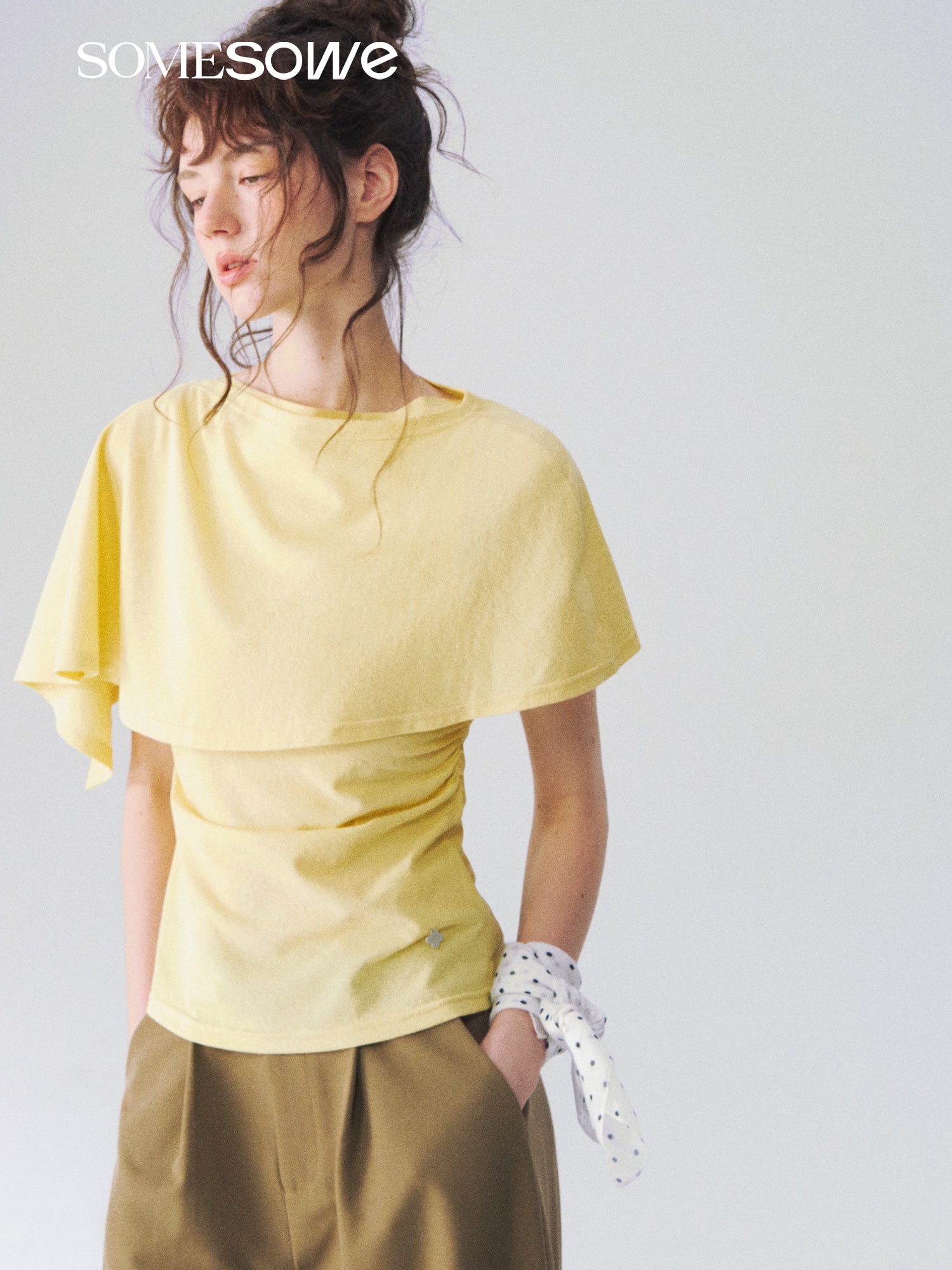 SOMESOWE S2609090 Two piece shawl waist cinched top