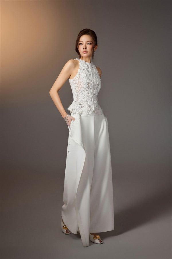 KEIRA TONG Floral Lace Top &amp; Layered Buttons Pants