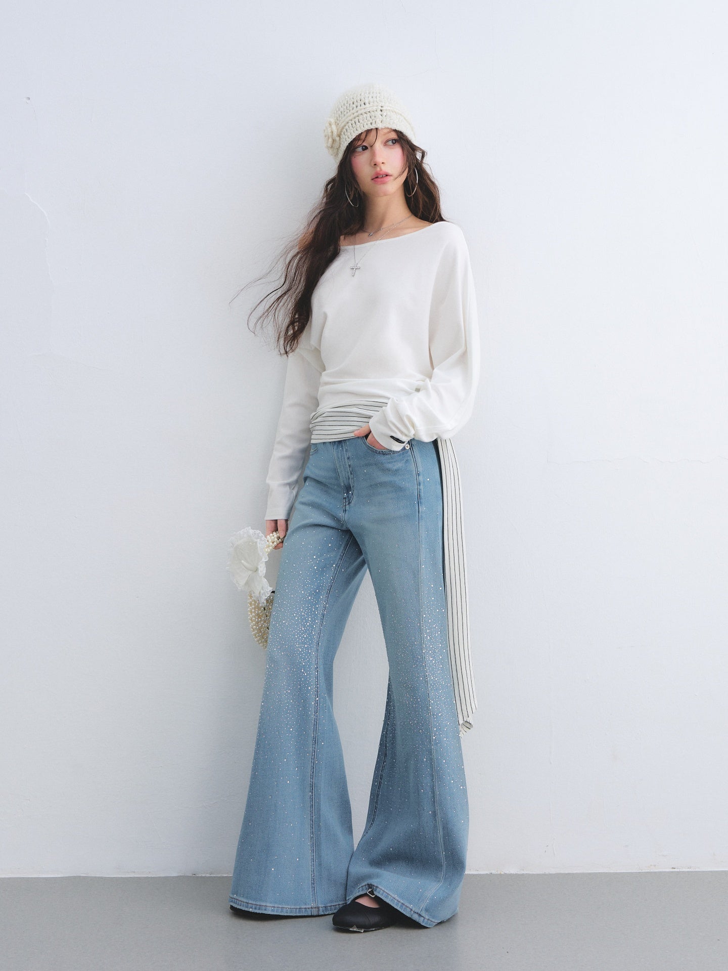 AsGony ASG26041 Washed rhinestone decorated micro flared jeans
