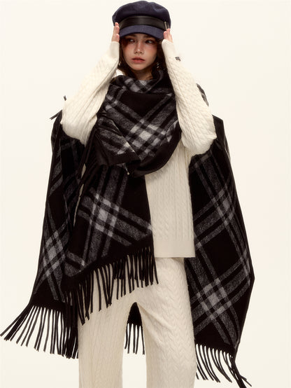 AsGony ASG25516 Vintage plaid fringe cape shawl