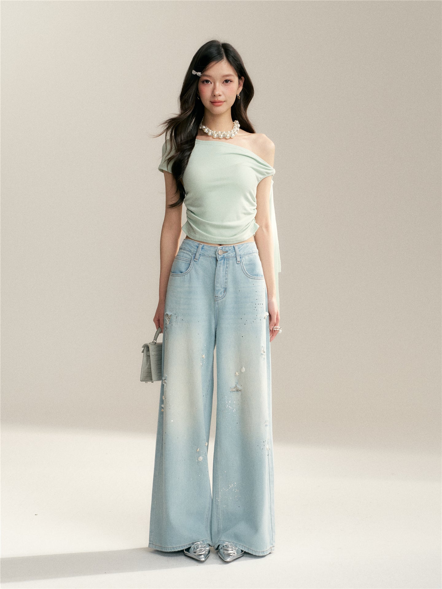 16DEWS 16D246060 Twisted ribbon slanted shoulder slim fit short sleeved T-shirt