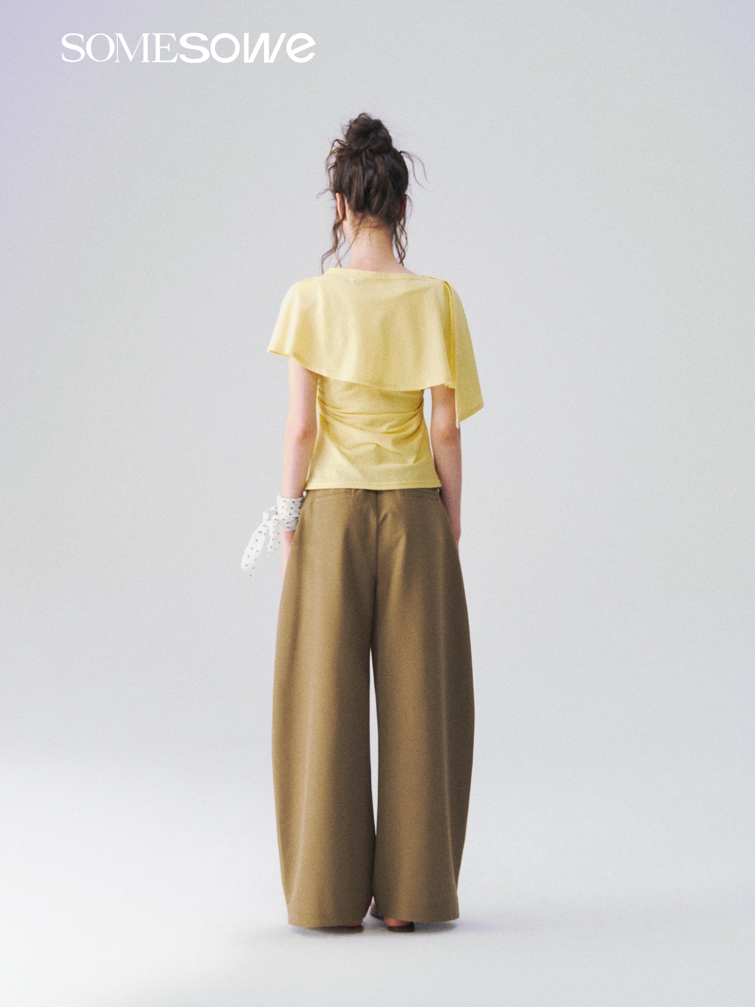 SOMESOWE S2609090 Two piece shawl waist cinched top