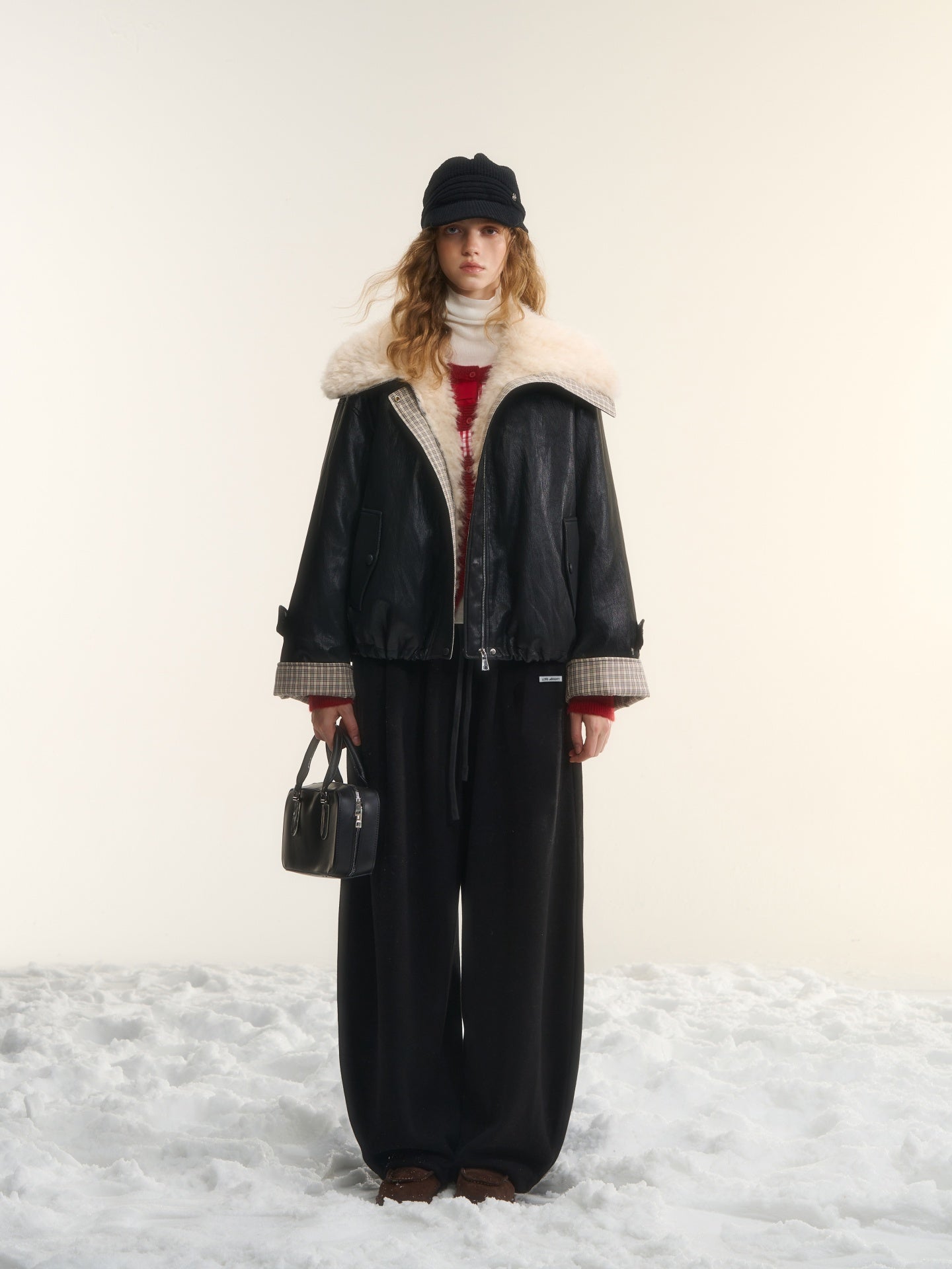 AsGony ASG252690 Grid splicing suede collar short leather down jacket