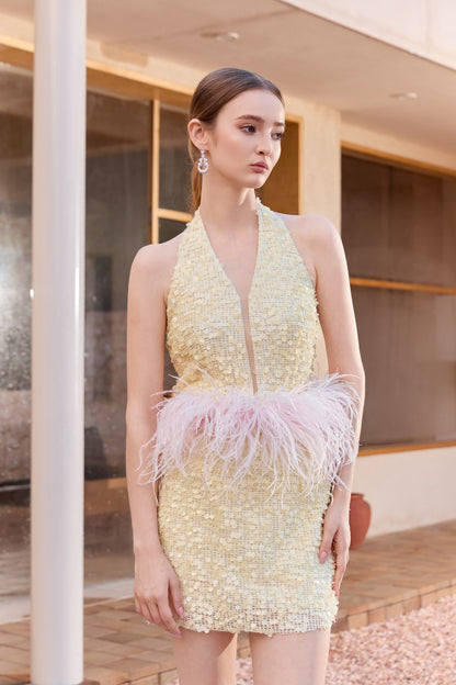 Wardrobes by chen Embroidered contrasting feather halter neck dress