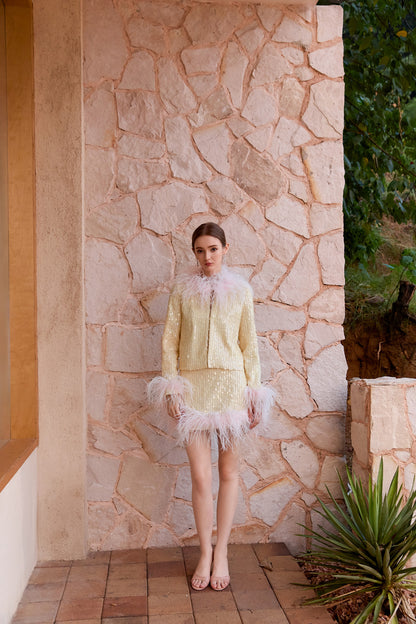 Wardrobes by chen Embroidered contrasting feather jacket + skirt set
