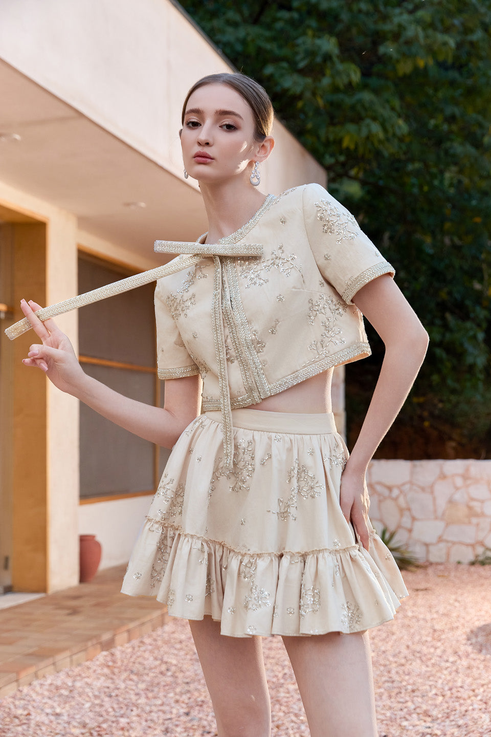 Wardrobes by chen Heavy industry bead embroidered bow top